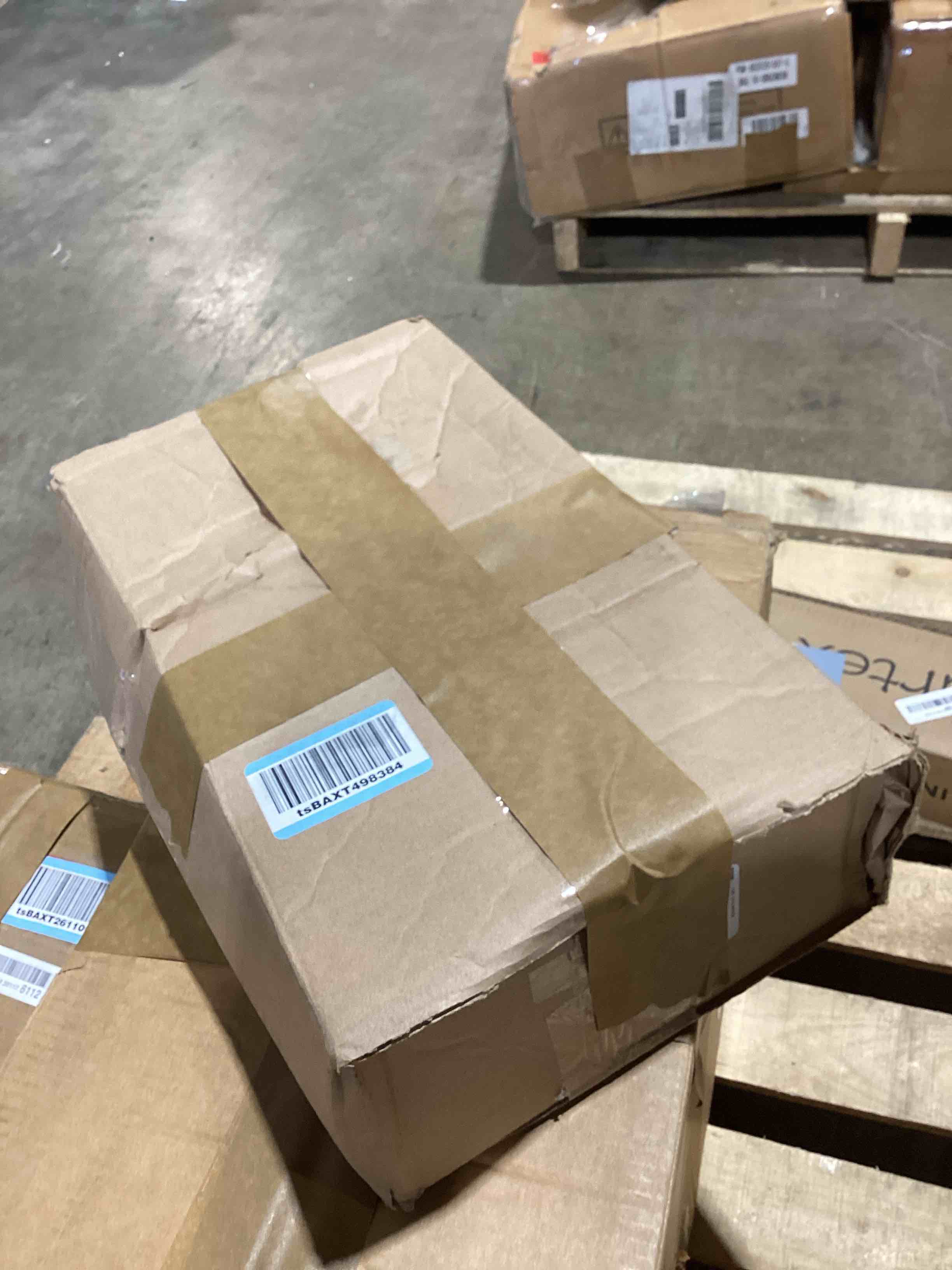 https://s3.amazonaws.com/lotting-images-prod/bidfta/PNK3564390_1781360229421.jpeg