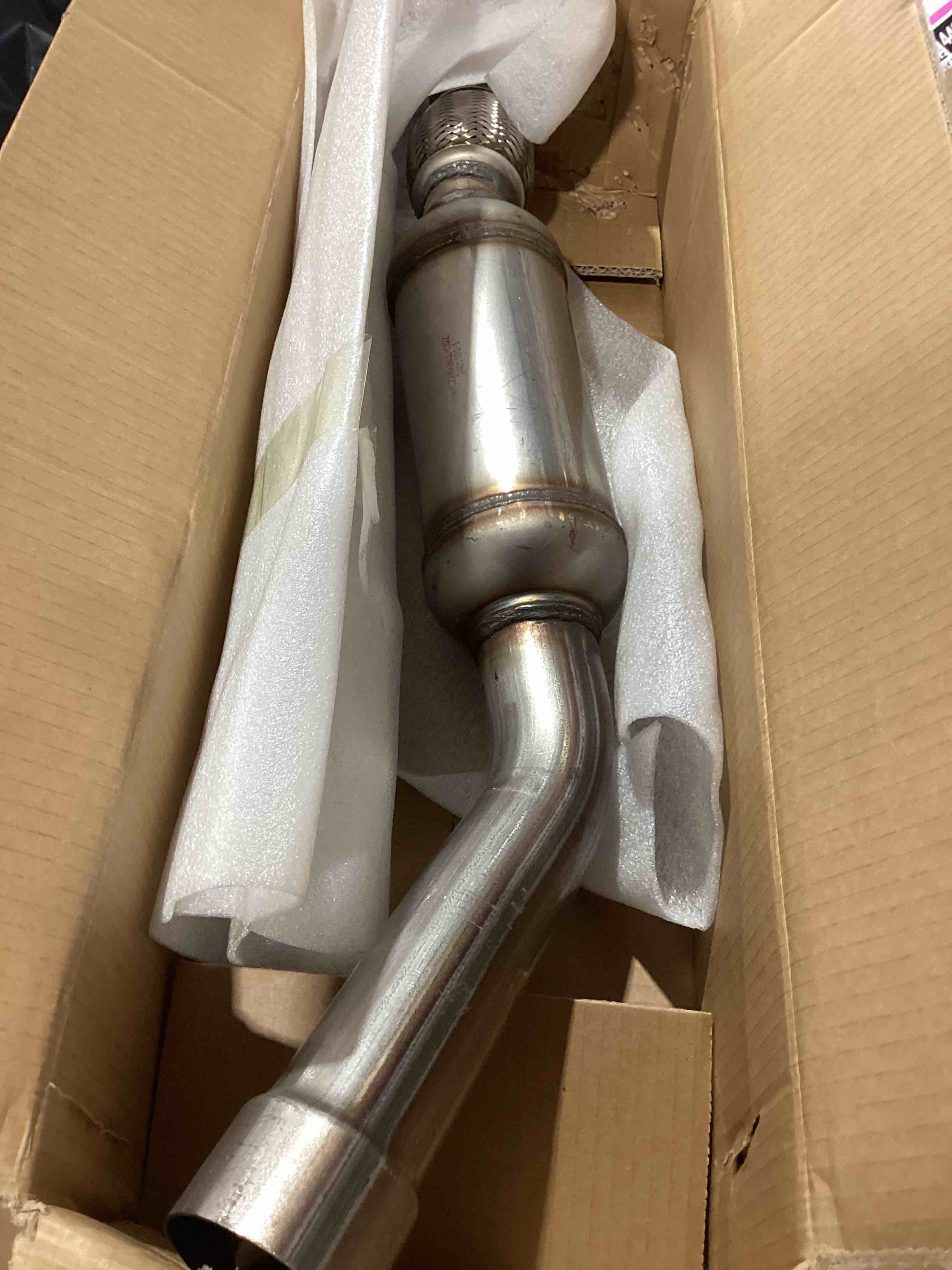 Condition photo showing As Is for catalytic converter compatible with 2008 2009 2010 dodge grand caravan, 2008-2010 chrysler town & country 3.3l 3.8l catalytic convertor direct-fit high performance (epa compliant)
