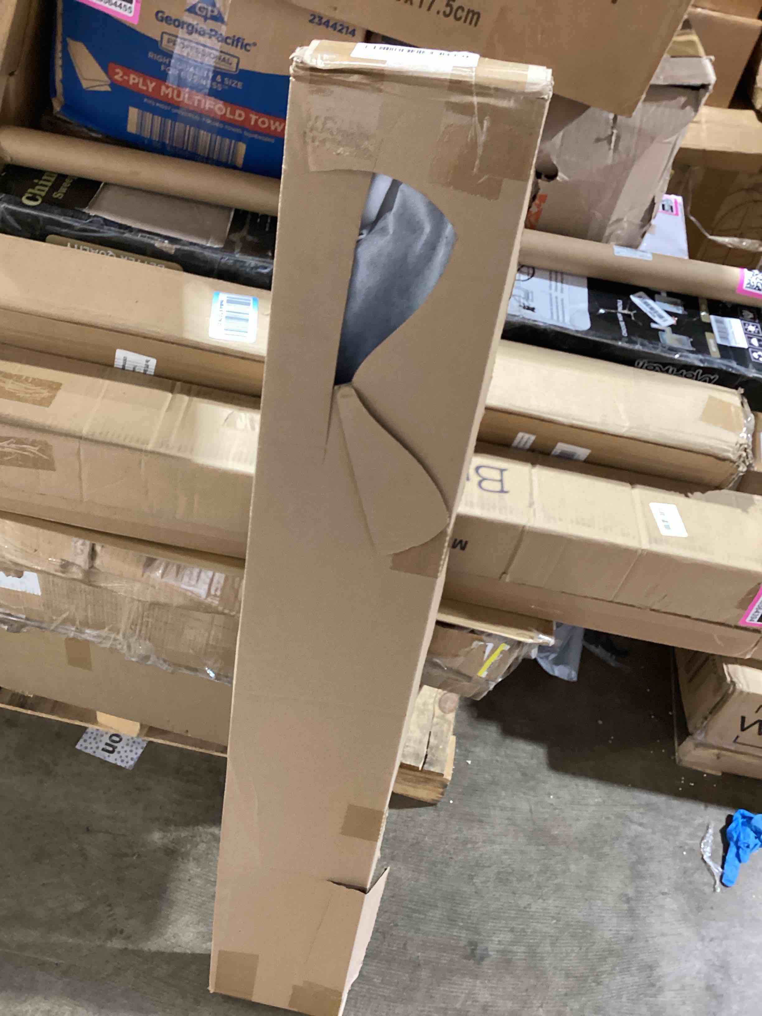 Condition photo showing Good Condition for liizoo cargo cover for 2024 hyundai tucson 2022 2023 2025 accessories rear trunk cover rear trunk security cover shielding shade, black for tucson 22 a