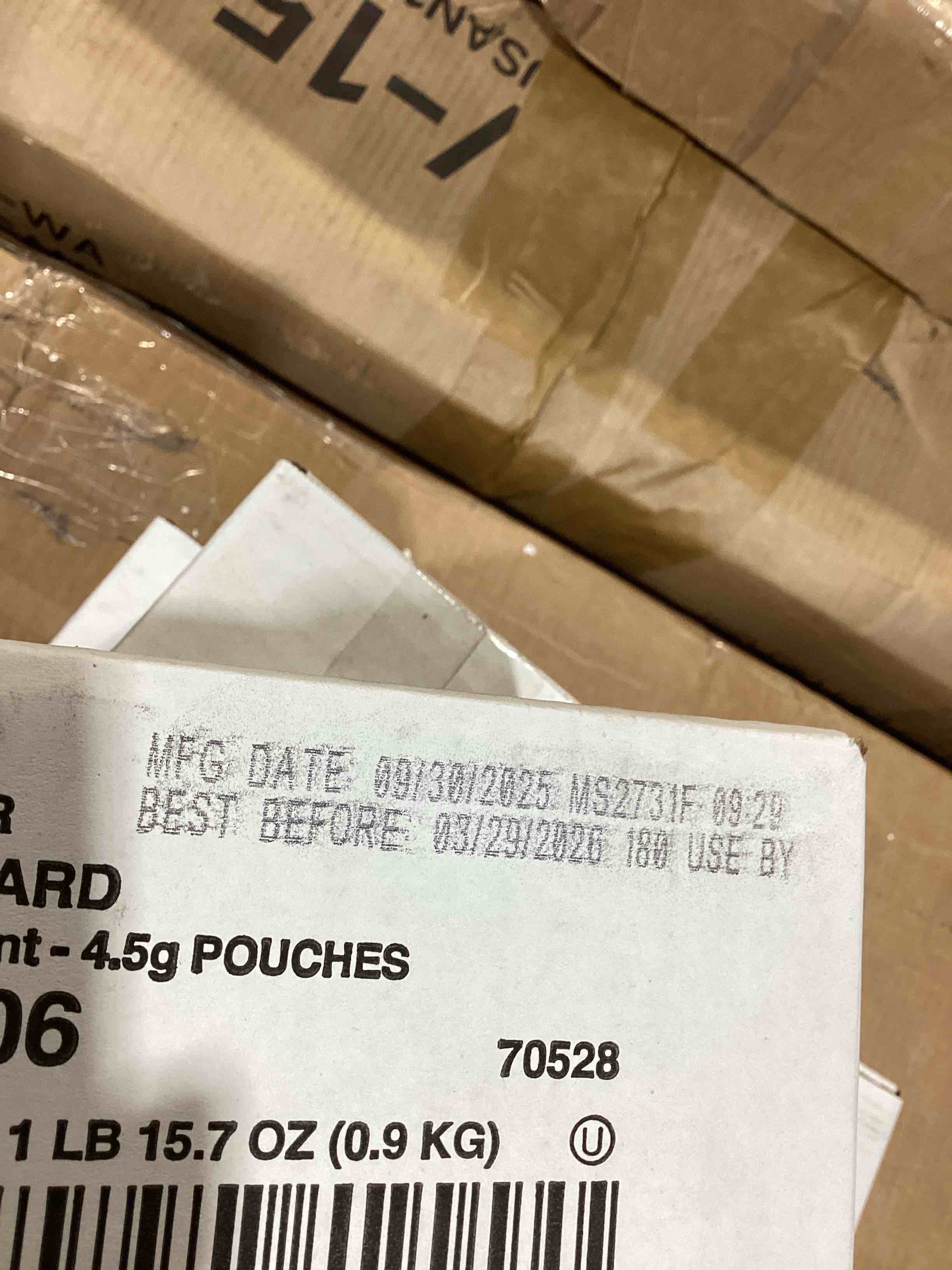 Condition photo showing New/Like New for ( best before: 03/29/2026  ) pack of 4  boxes the  condiment packets mustard  0.16 oz packet  200/carton