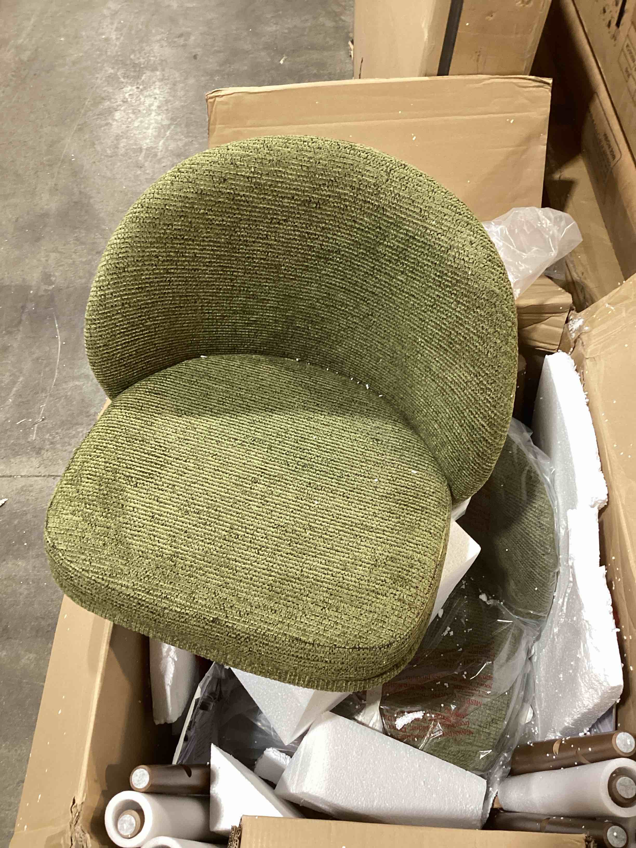 Condition photo showing Good Condition for similar to the stock photo : 36.5 in. height green solid wood frame counter stool (set of 3)