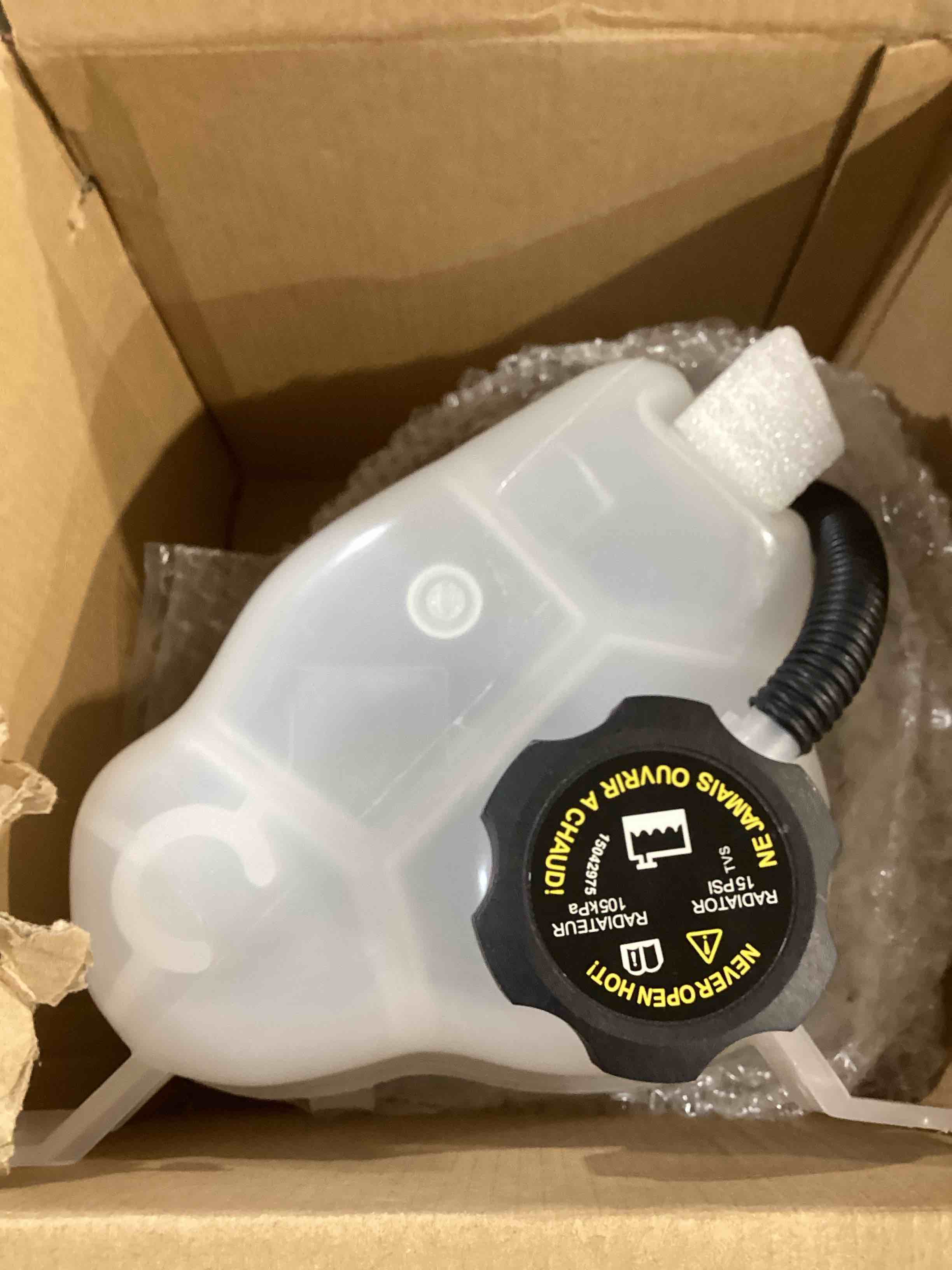 Condition photo showing Good Condition for coolant reservoir expansion recovery tank replacement for chevrolet equinox pontiac torrent 2006-2009