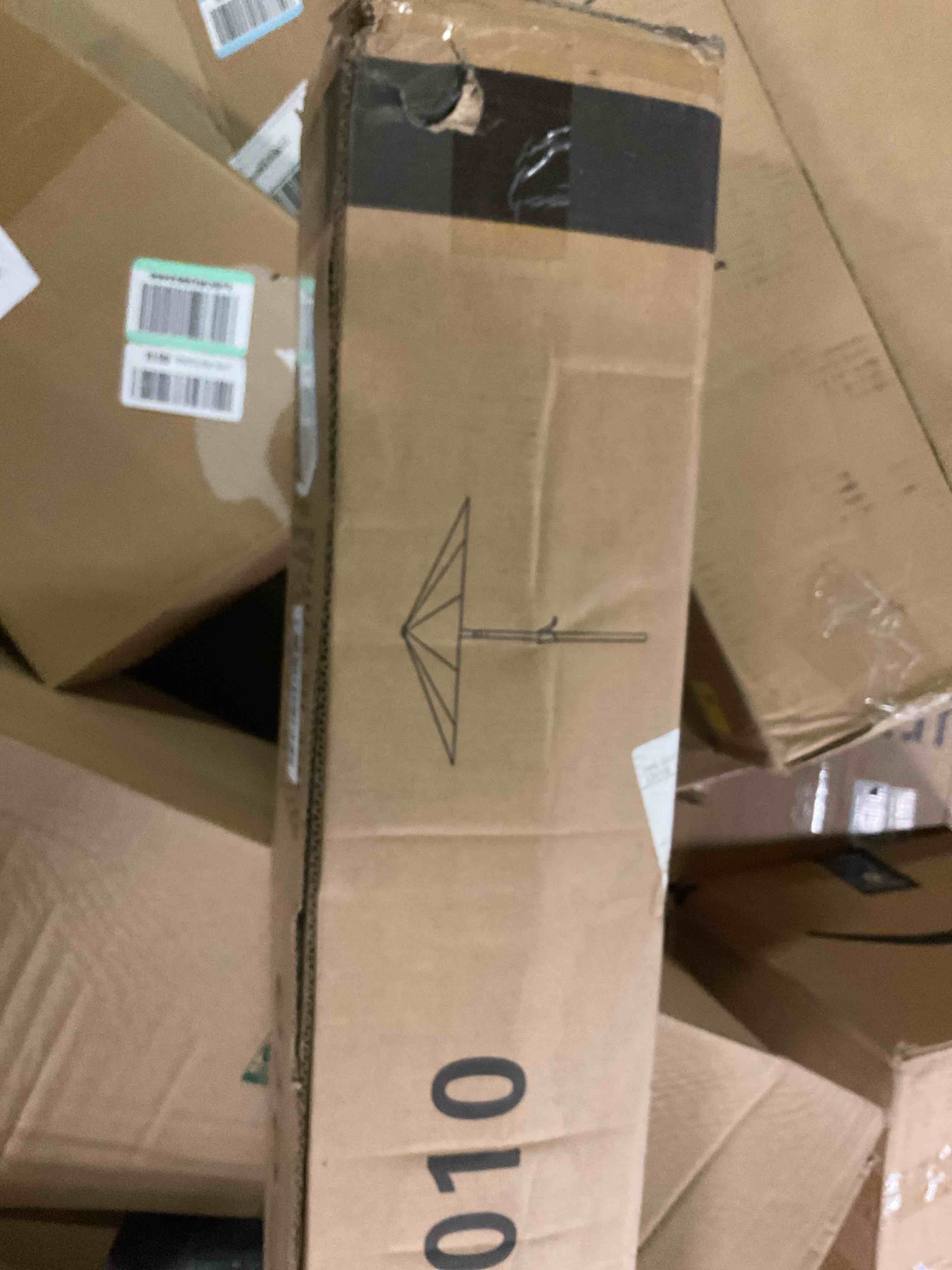 https://s3.amazonaws.com/lotting-images-prod/bidfta/PNK3565266_1754444896263.jpeg