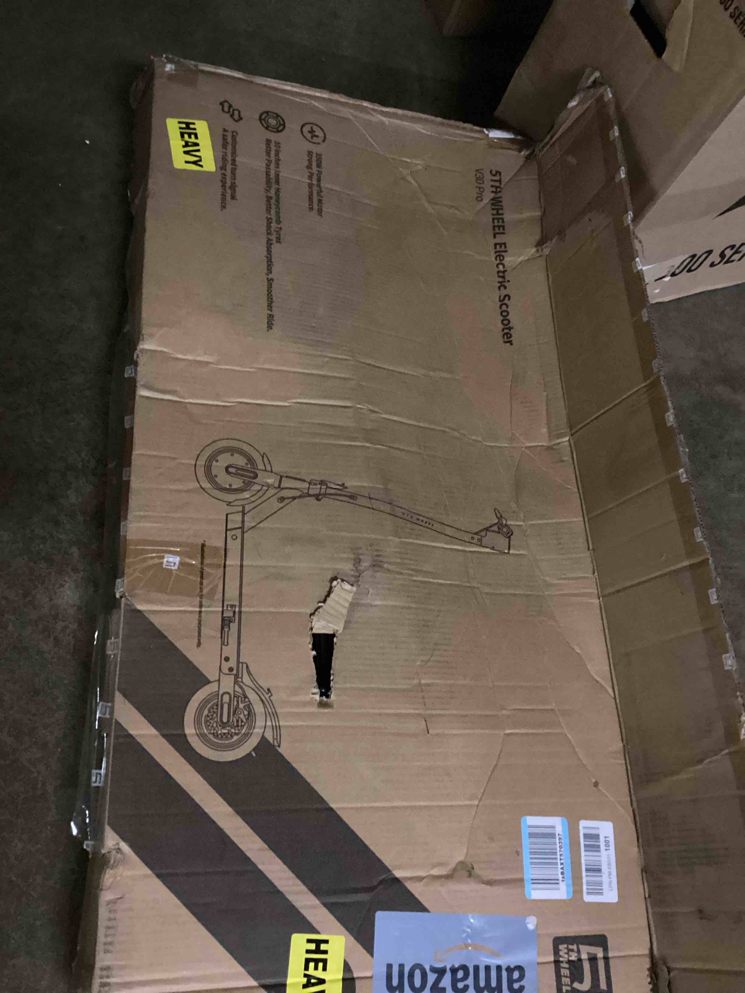 https://s3.amazonaws.com/lotting-images-prod/bidfta/PNK3565306_1754446367941.jpeg