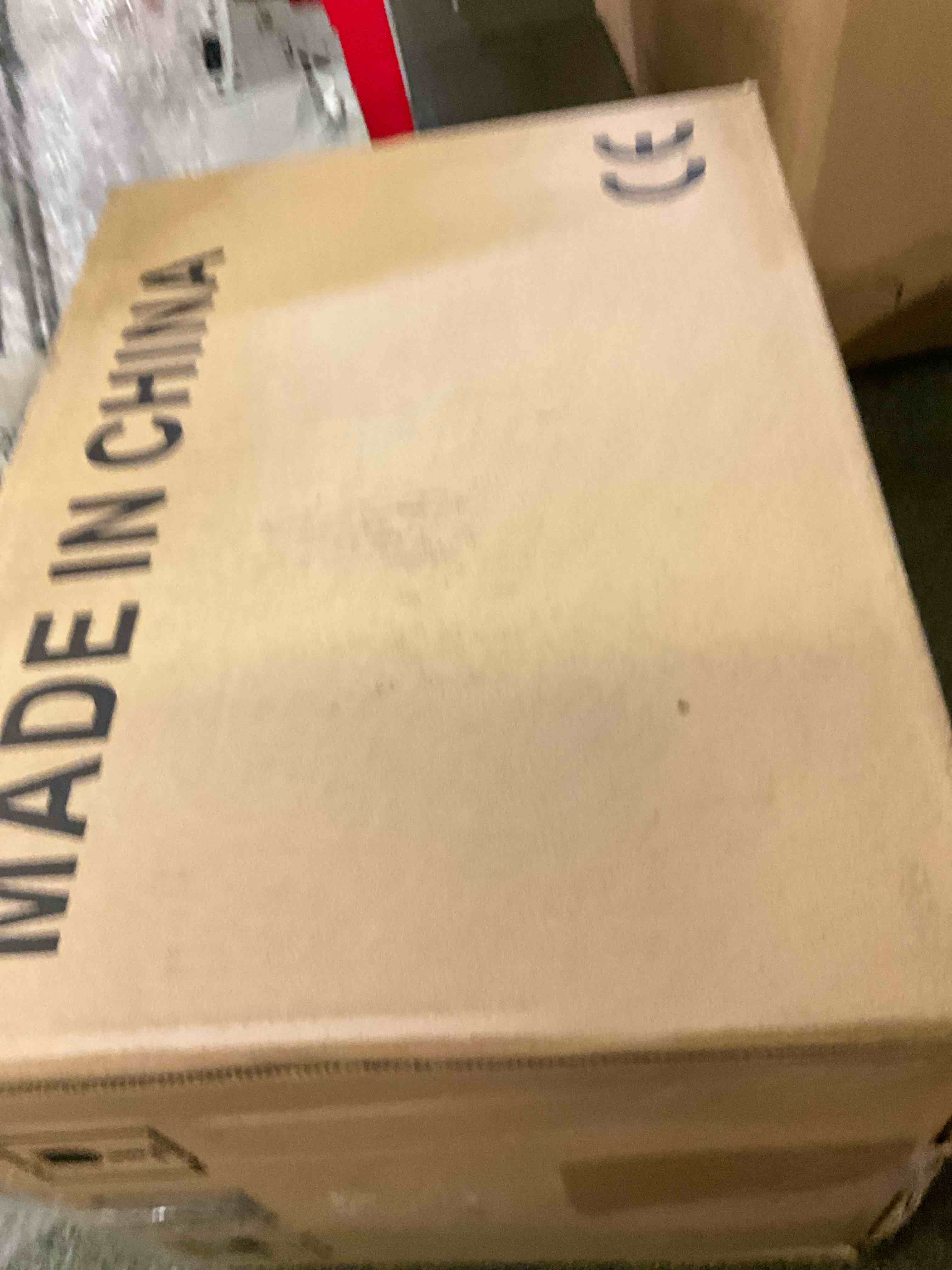 https://s3.amazonaws.com/lotting-images-prod/bidfta/PNK3565336_1754594644458.jpeg