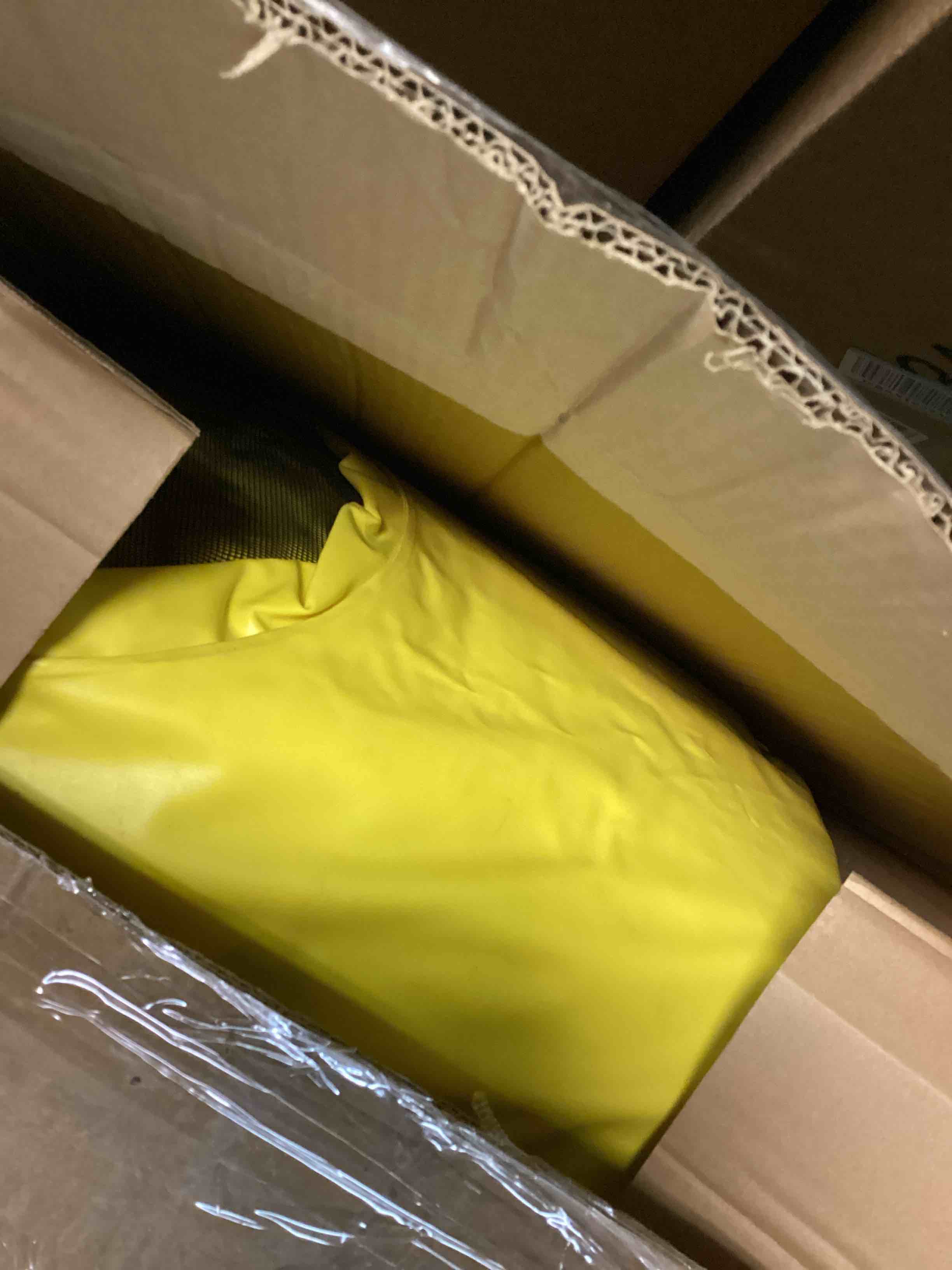 https://s3.amazonaws.com/lotting-images-prod/bidfta/PNK3565526_1755468702477.jpeg