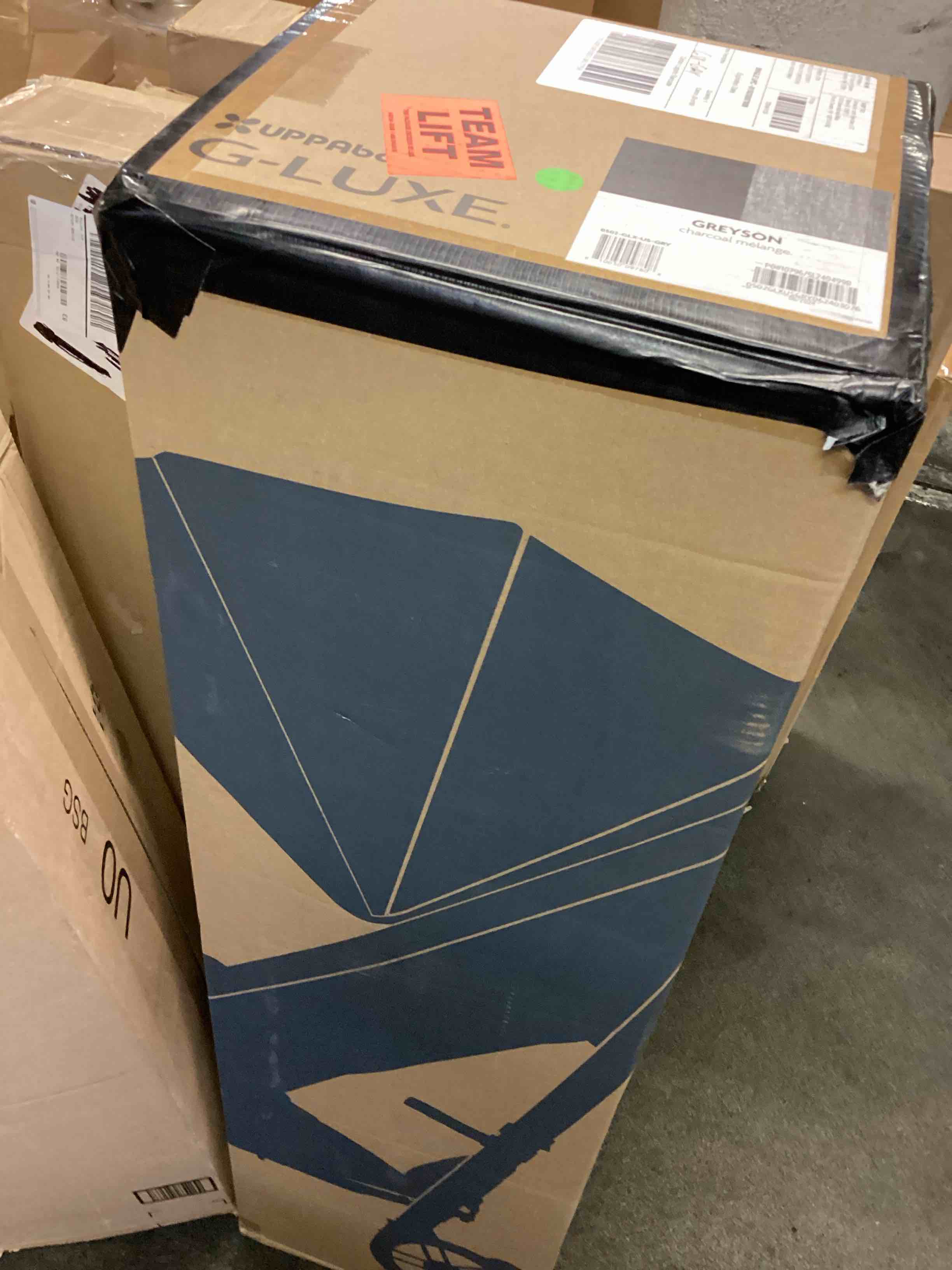 https://s3.amazonaws.com/lotting-images-prod/bidfta/PNK3565551_1755469744782.jpeg