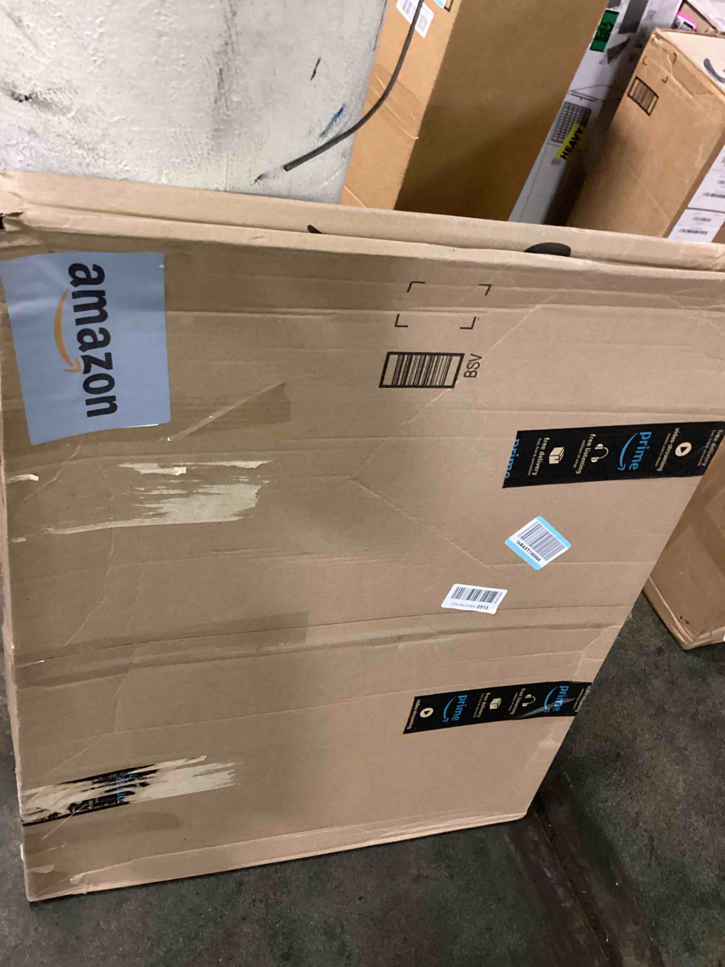https://s3.amazonaws.com/lotting-images-prod/bidfta/PNK3565552_1755469782696.jpeg