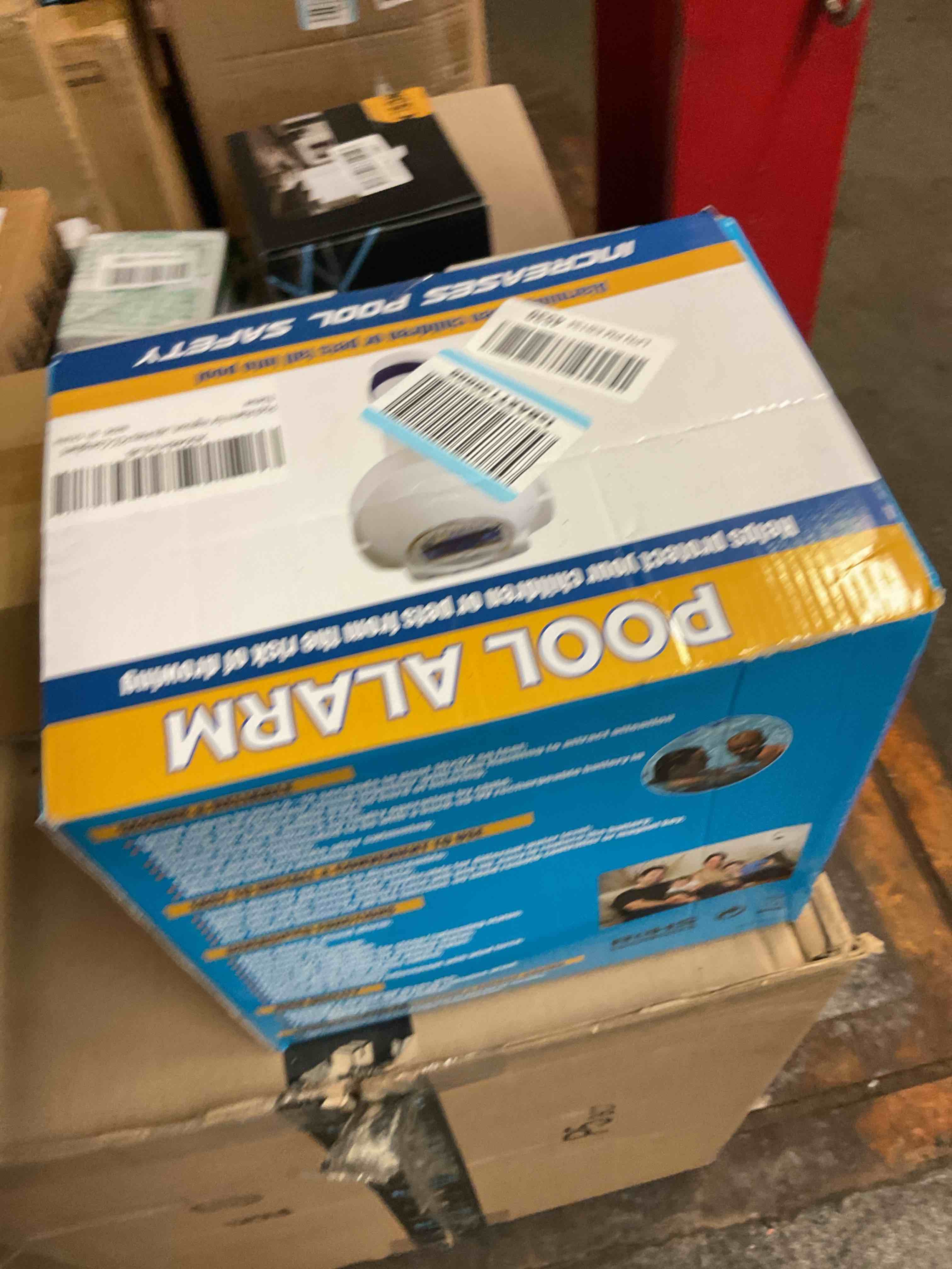 https://s3.amazonaws.com/lotting-images-prod/bidfta/PNK3565825_1757545564853.jpeg