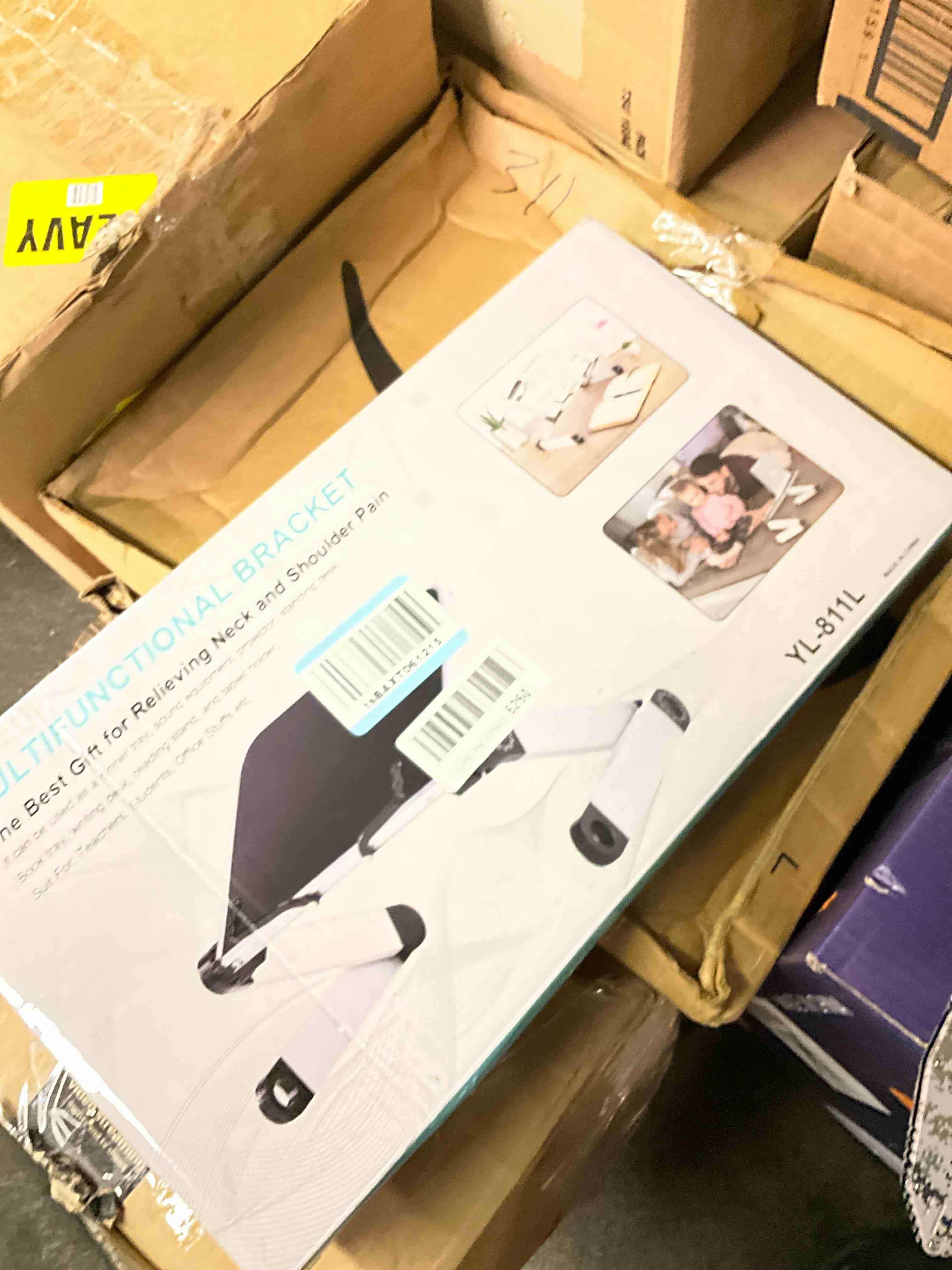 https://s3.amazonaws.com/lotting-images-prod/bidfta/PNK3565856_1757547591800.jpeg