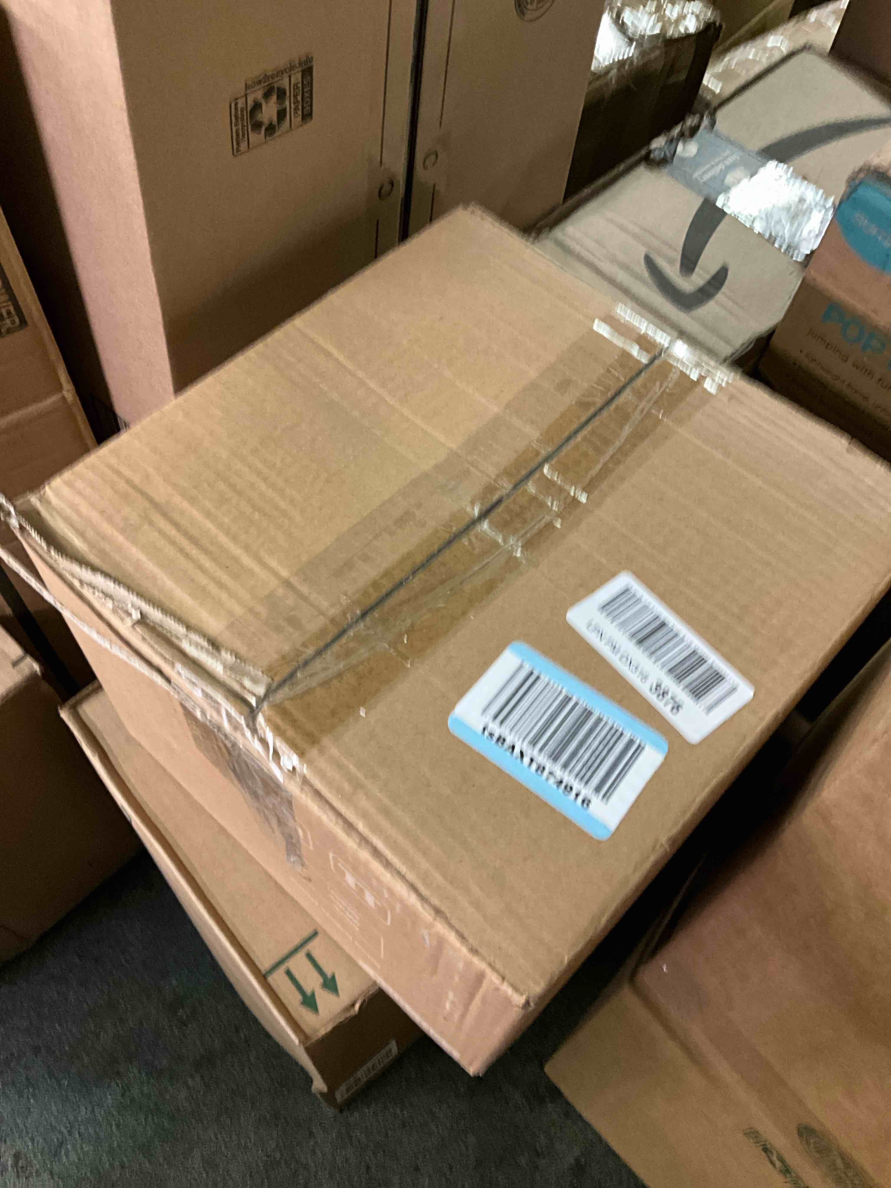 https://s3.amazonaws.com/lotting-images-prod/bidfta/PNK3565866_1757548217298.jpeg