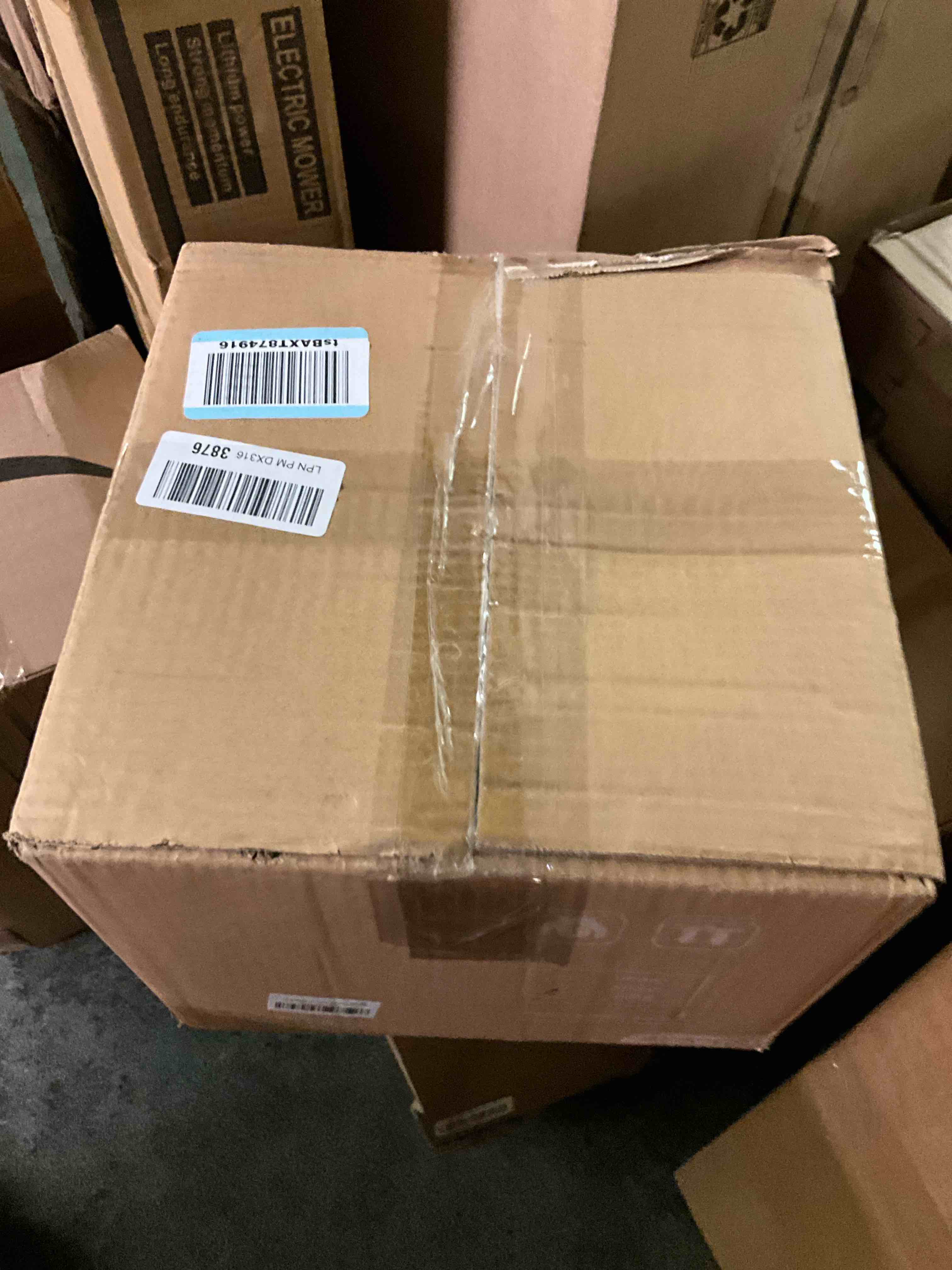 https://s3.amazonaws.com/lotting-images-prod/bidfta/PNK3565866_1757548282426.jpeg