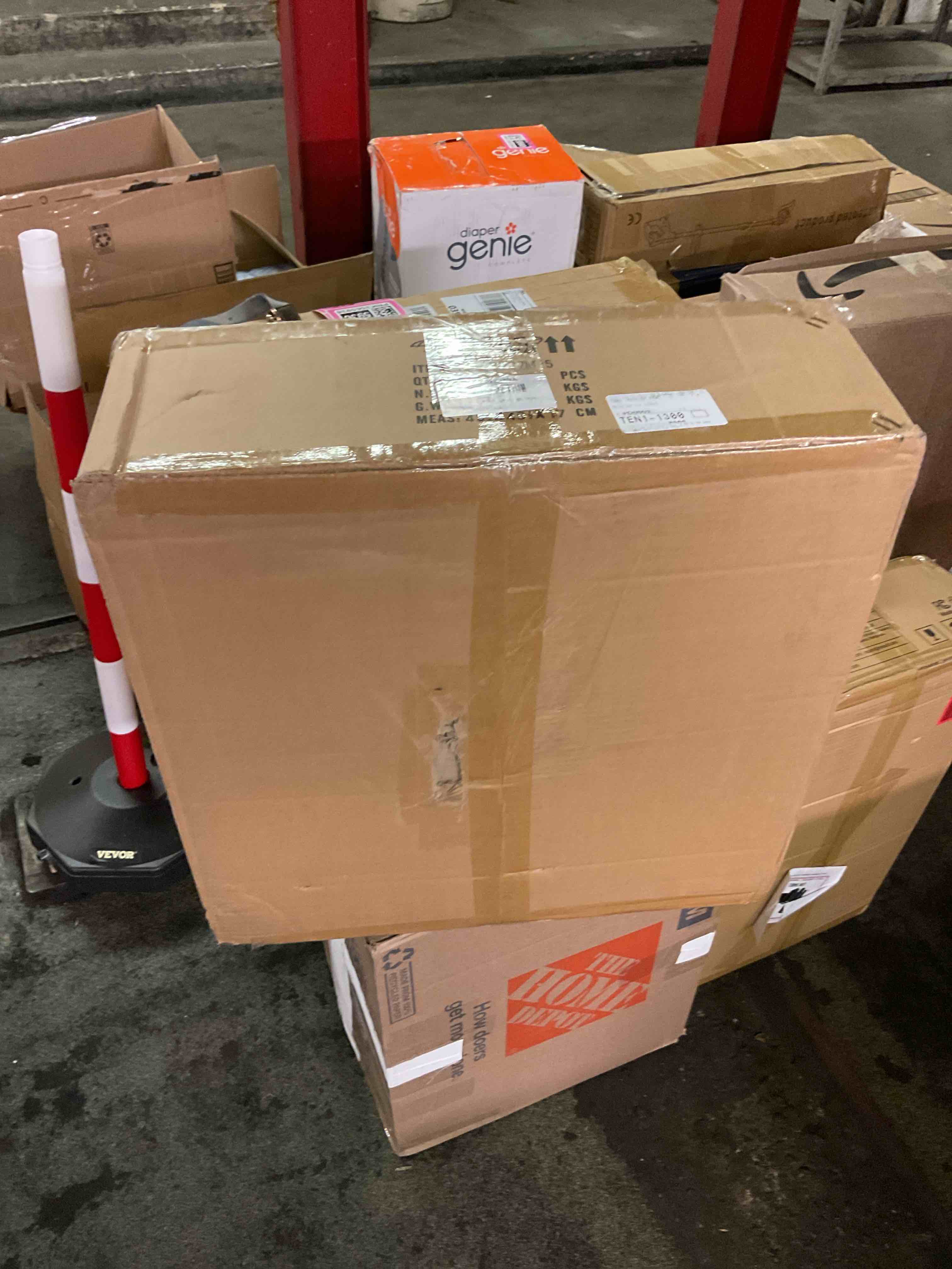 https://s3.amazonaws.com/lotting-images-prod/bidfta/PNK3565927_1757548774655.jpeg