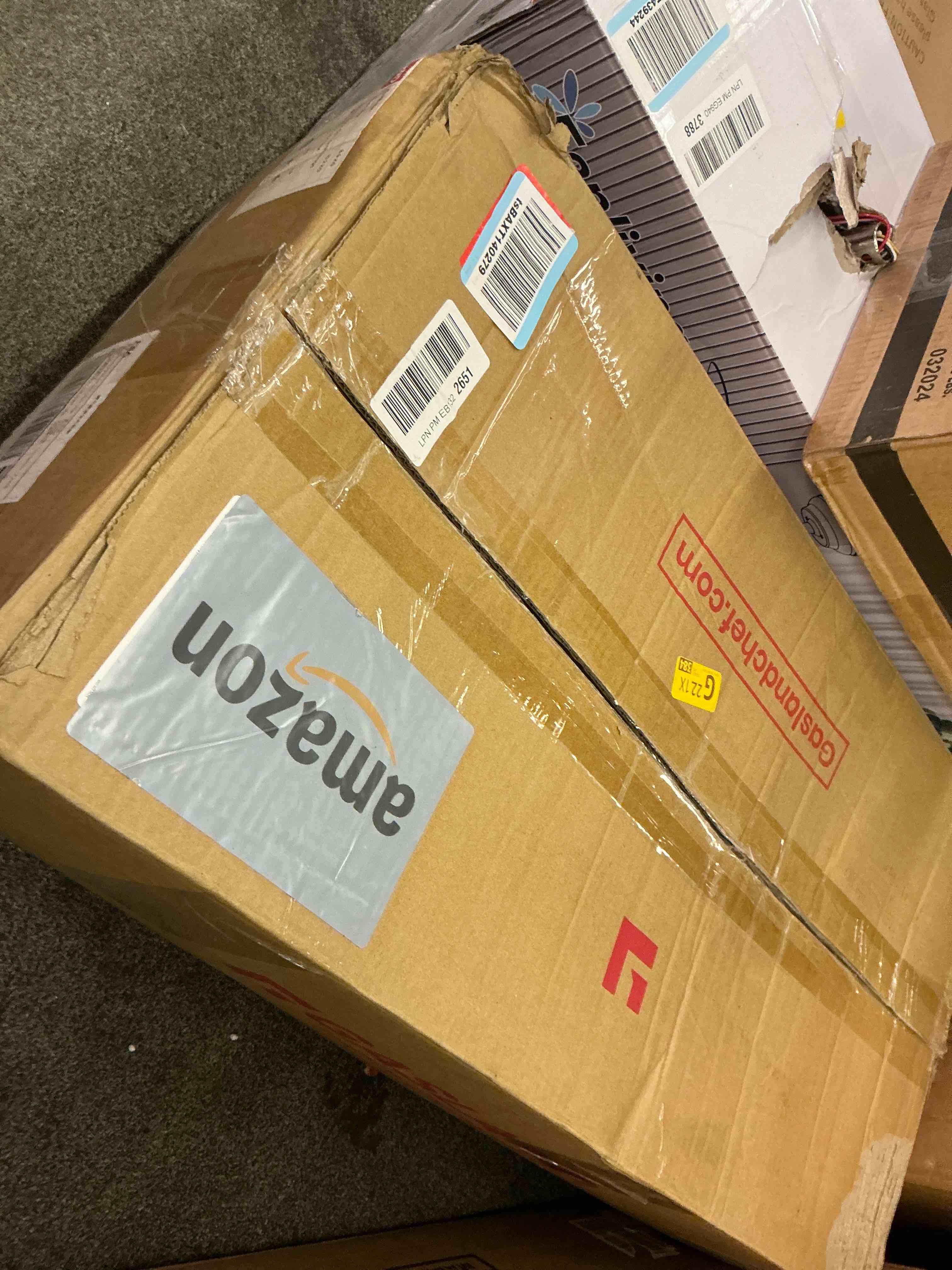 https://s3.amazonaws.com/lotting-images-prod/bidfta/PNK3566058_1760488729562.jpeg