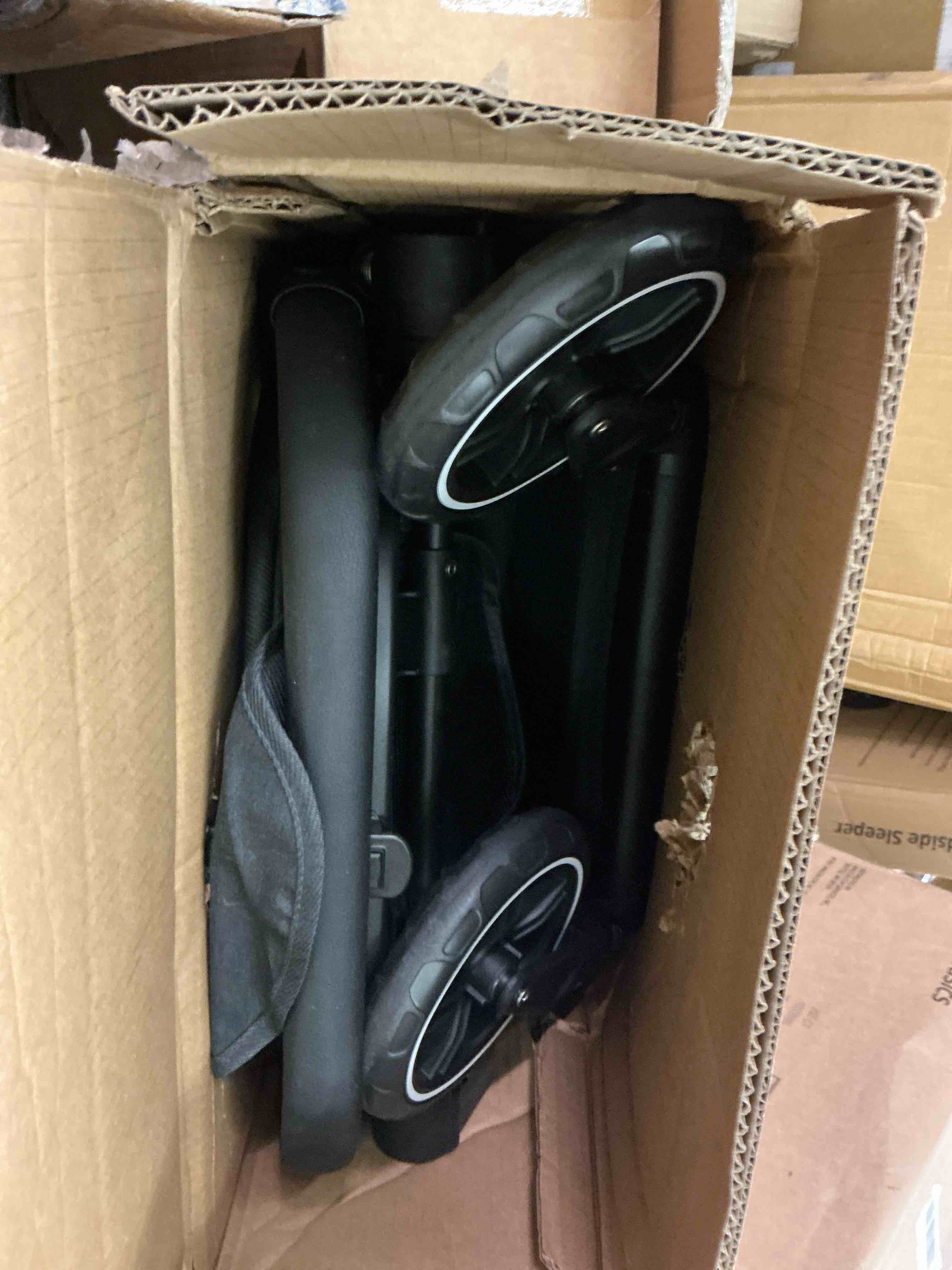 https://s3.amazonaws.com/lotting-images-prod/bidfta/PNK3566062_1760488873897.jpeg