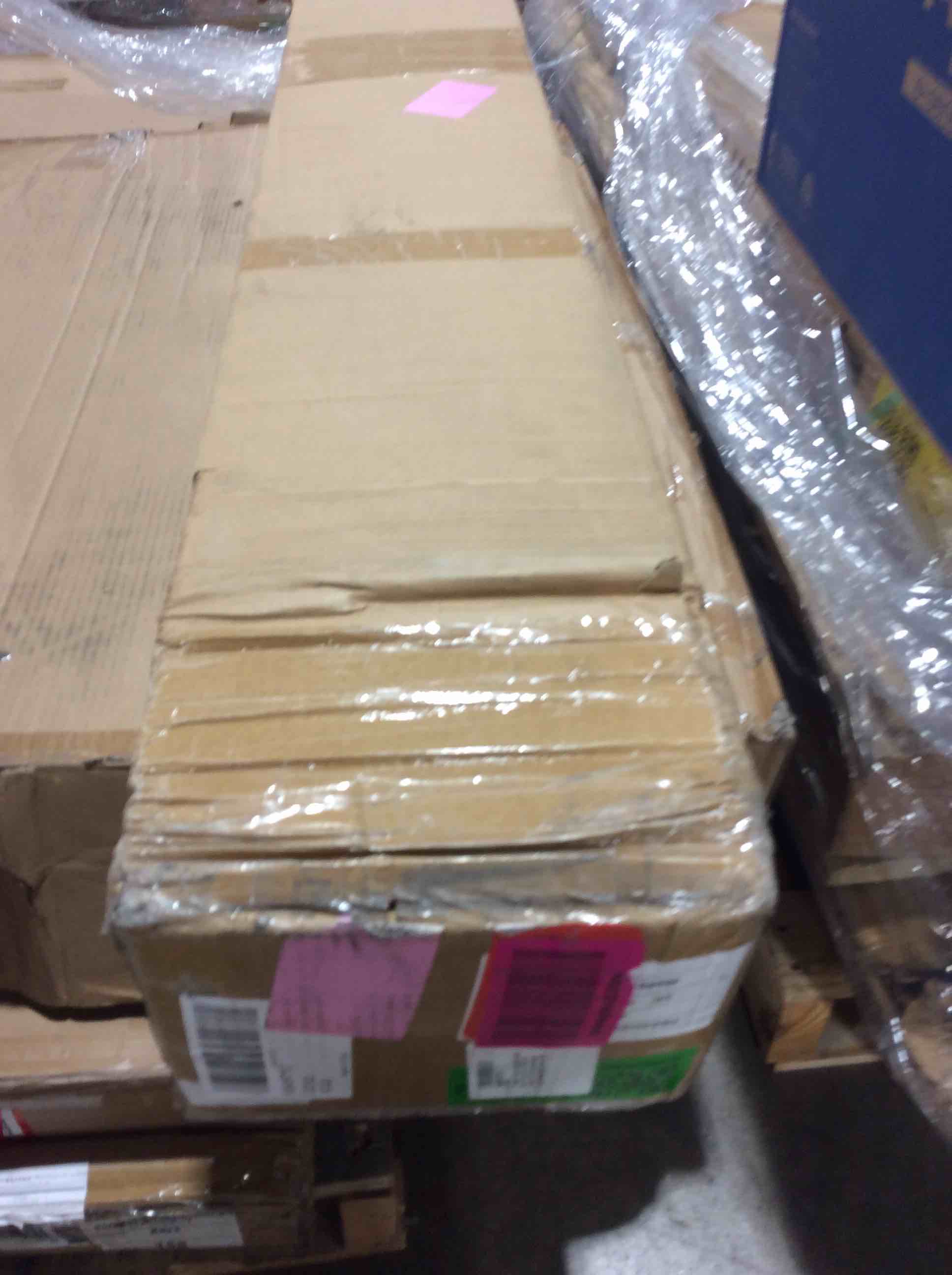 https://s3.amazonaws.com/lotting-images-prod/bidfta/PNK3566403_1777326425613.jpeg