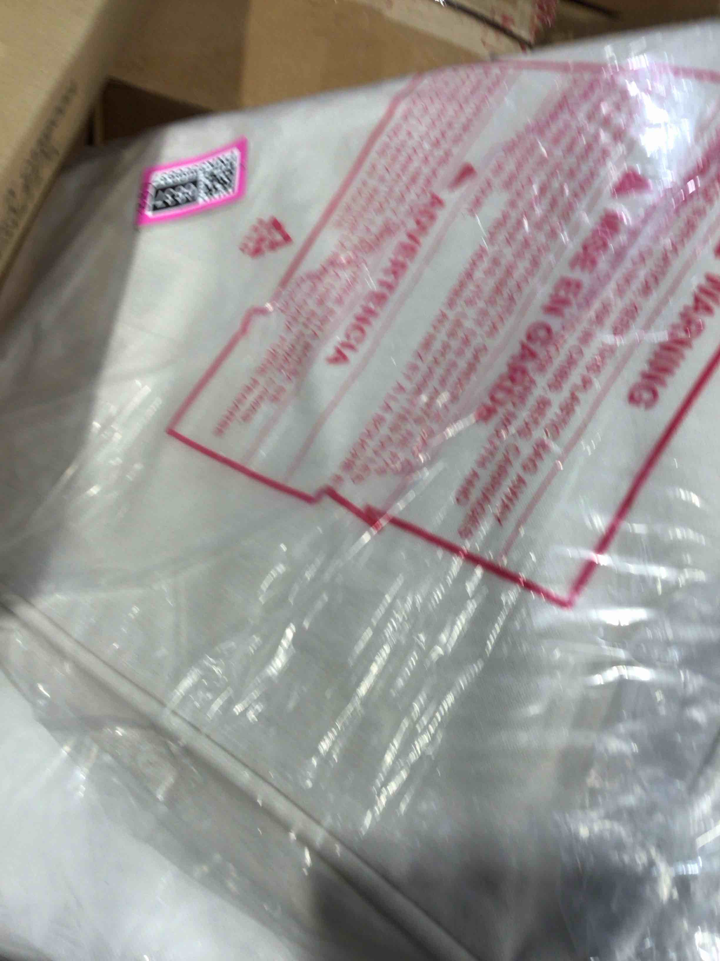 Condition photo showing New/Like New for arden foam outdoor double welted dining seat cushion, 19 x 19, m