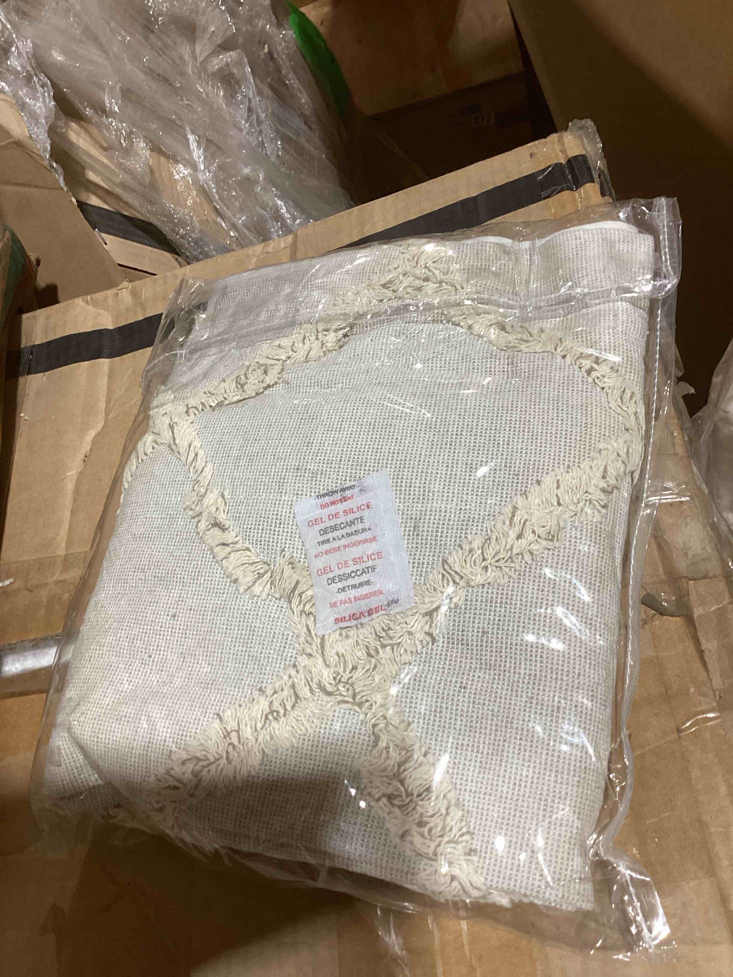 Condition photo showing Good Condition for vhc brands frayed lattice curtain valance, oatmeal, 16x72