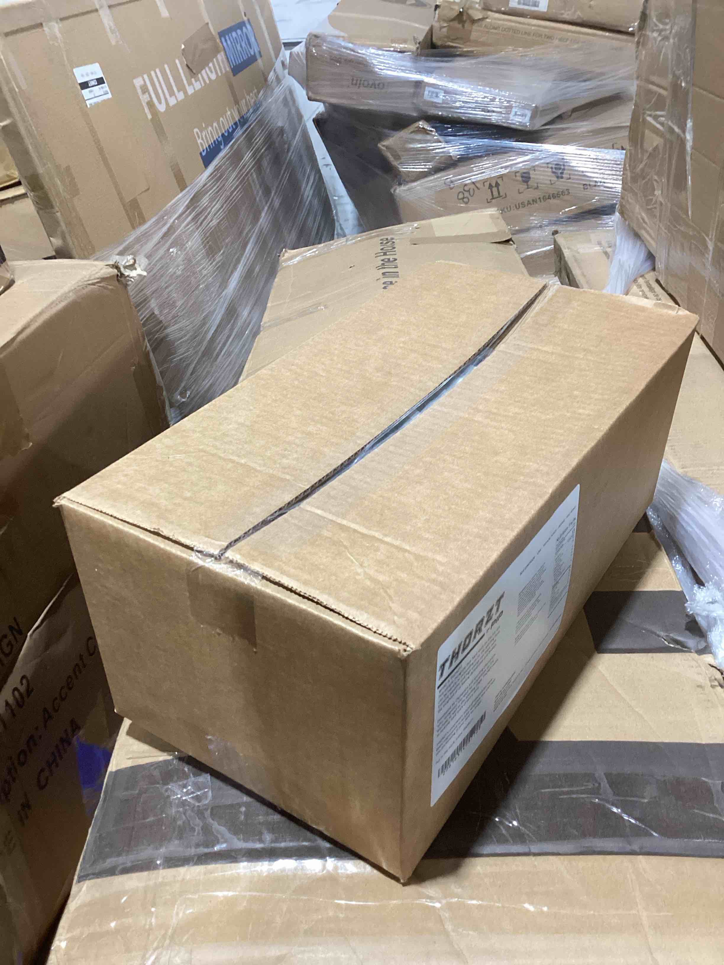 https://s3.amazonaws.com/lotting-images-prod/bidfta/PNK3567401_1779808094022.jpeg