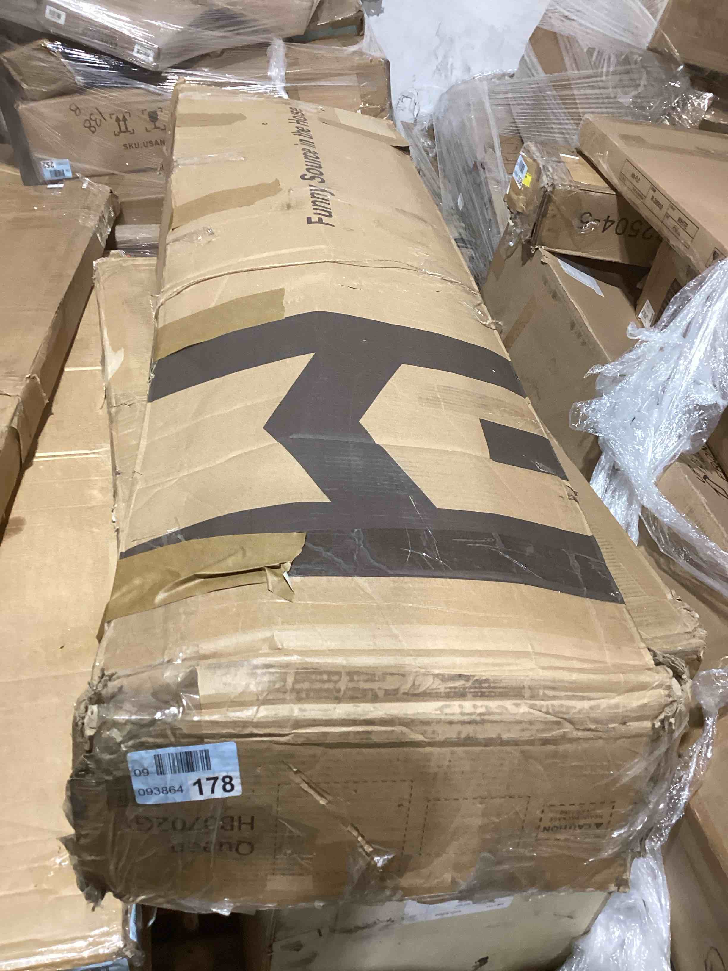 https://s3.amazonaws.com/lotting-images-prod/bidfta/PNK3567405_1779811241938.jpeg