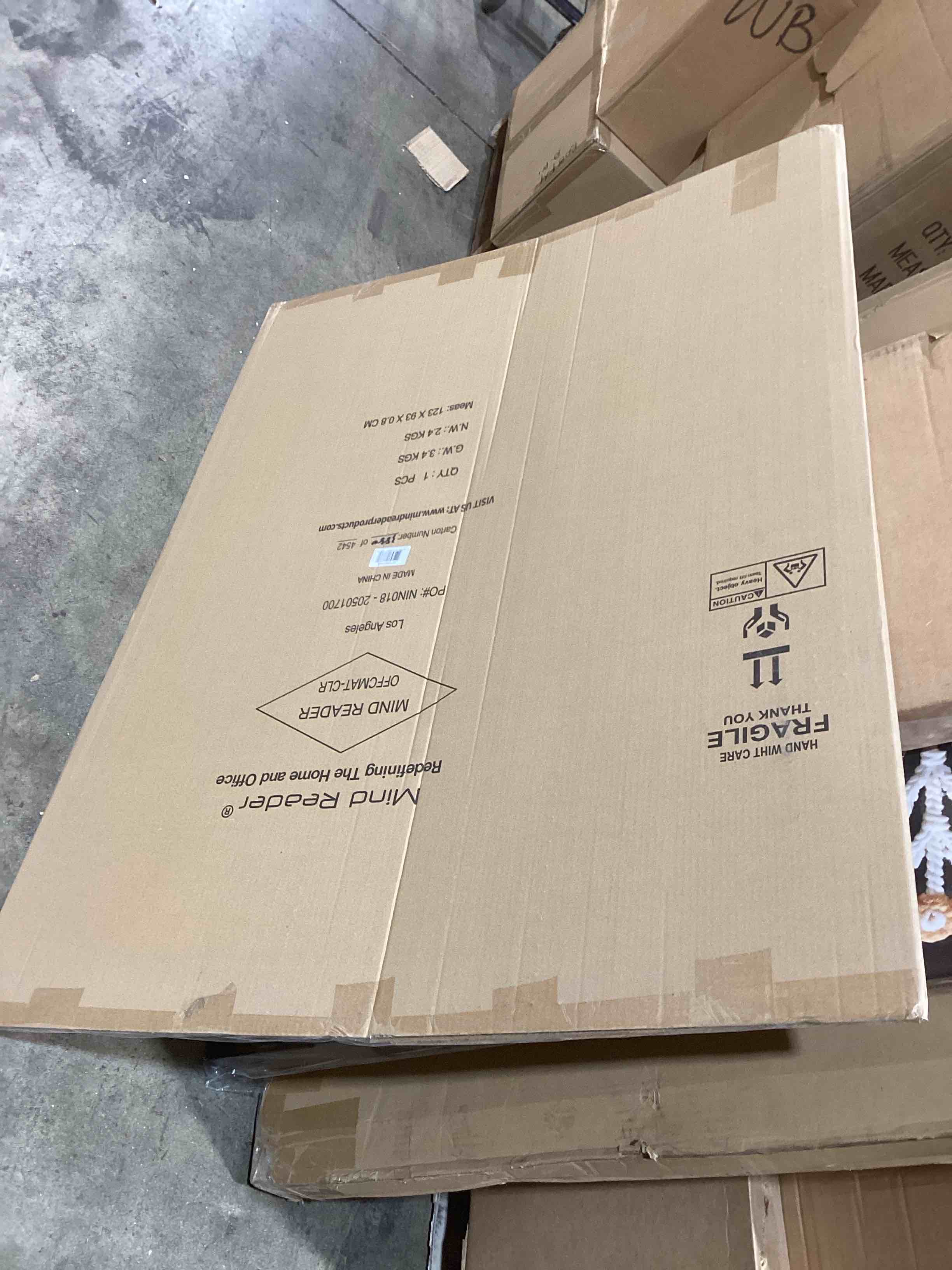https://s3.amazonaws.com/lotting-images-prod/bidfta/PNK3567458_1779830599421.jpeg