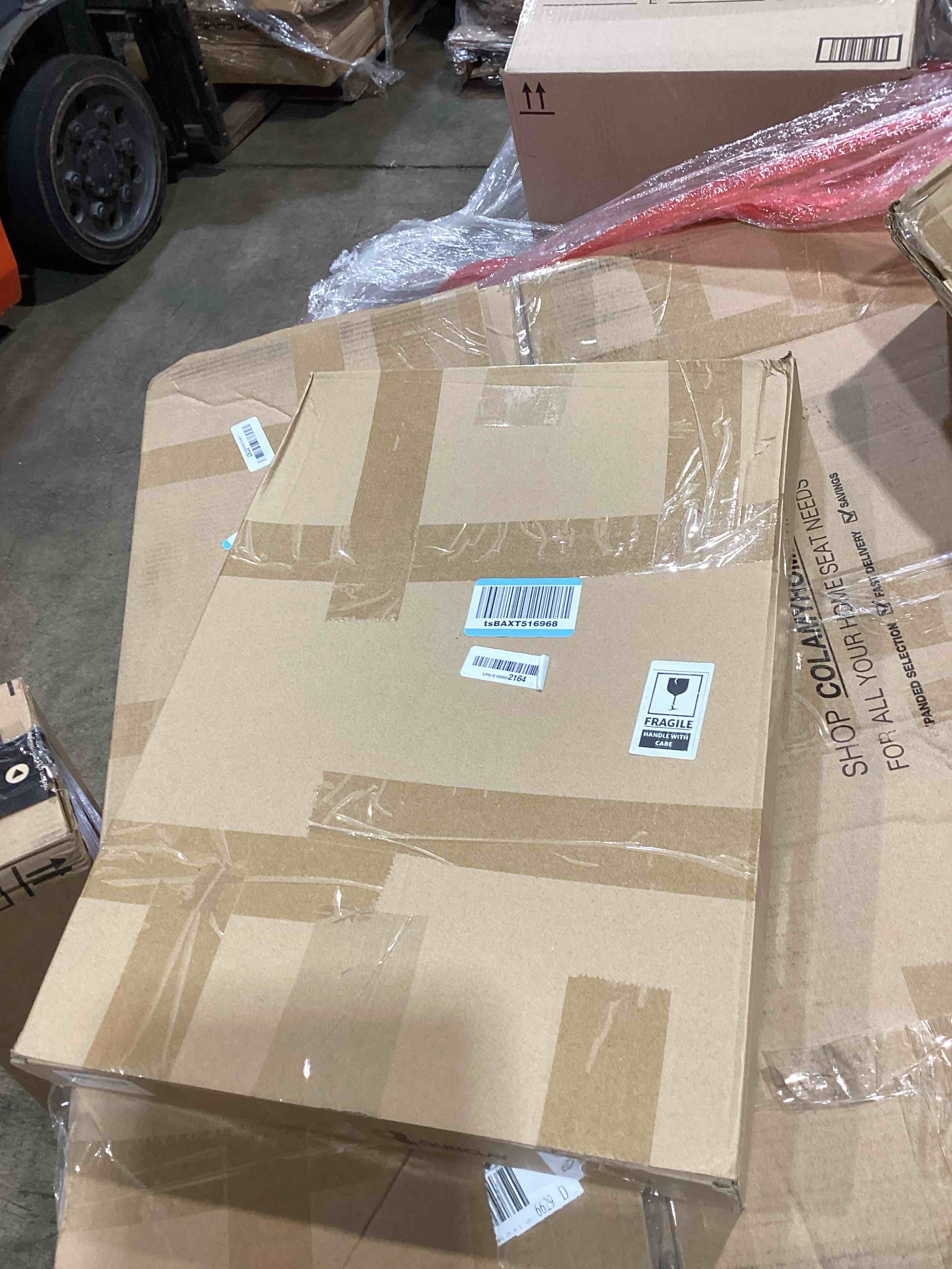 https://s3.amazonaws.com/lotting-images-prod/bidfta/PNK3567484_1779911202194.jpeg