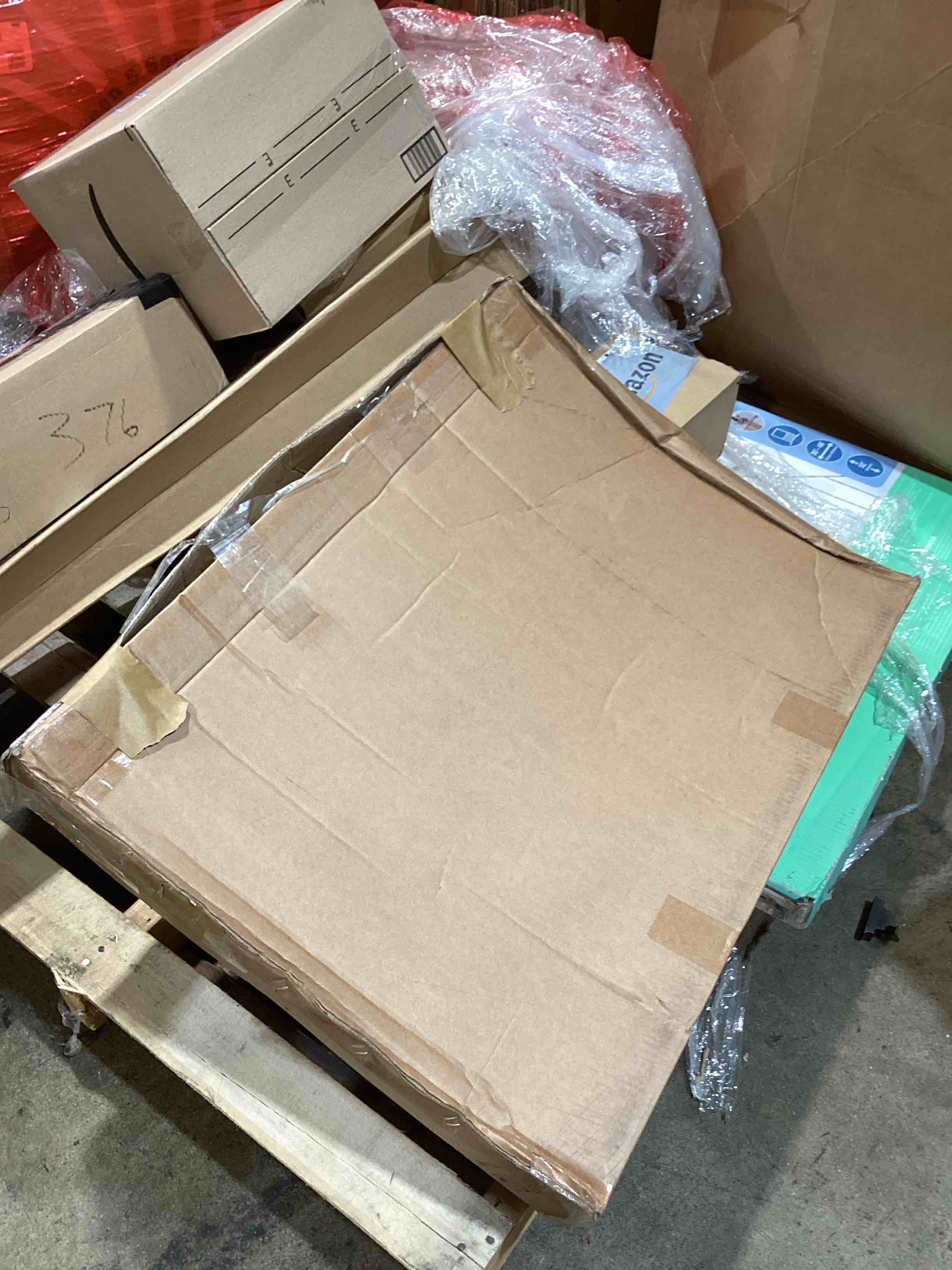 https://s3.amazonaws.com/lotting-images-prod/bidfta/PNK3567506_1779917457949.jpeg