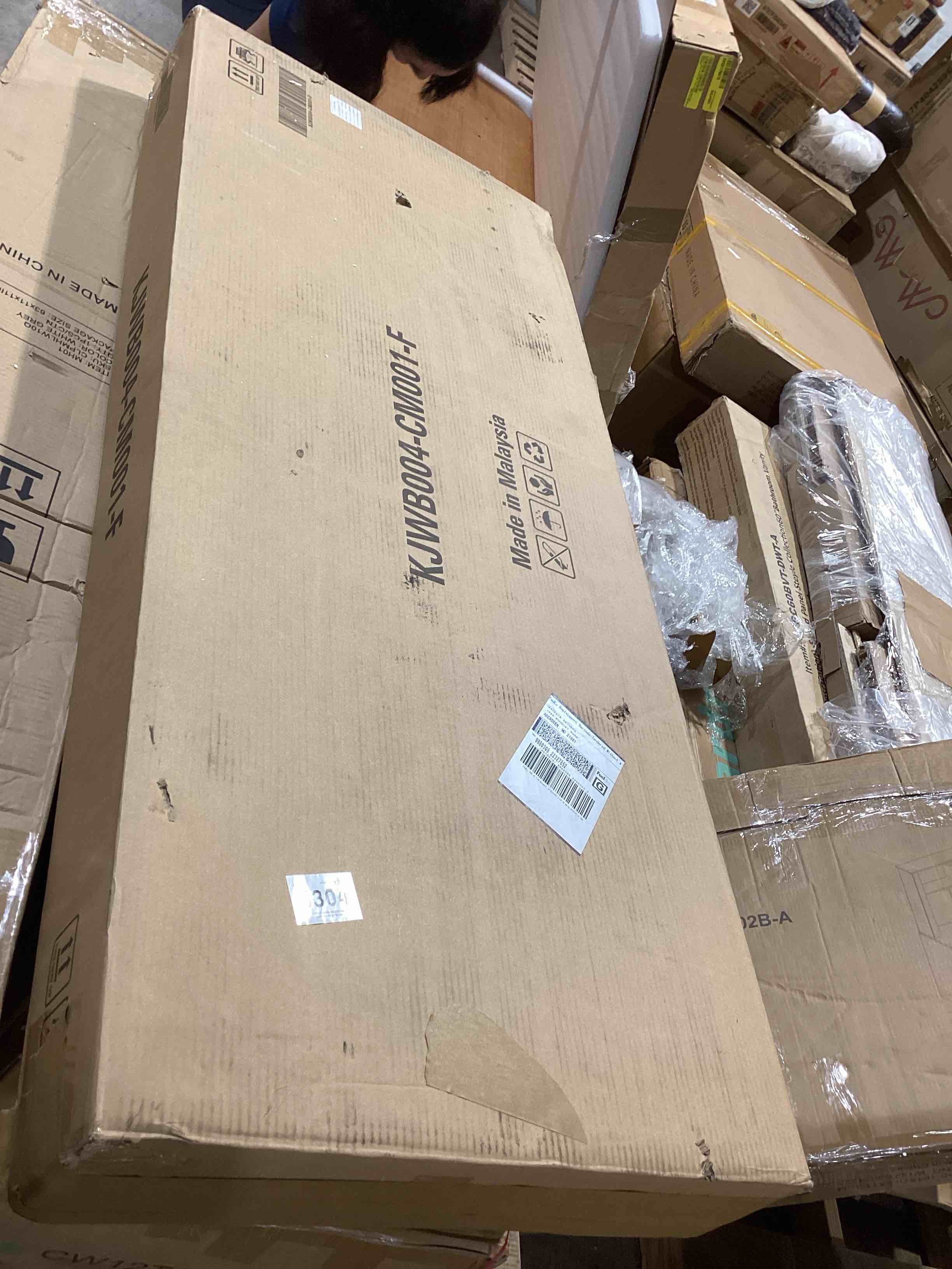 https://s3.amazonaws.com/lotting-images-prod/bidfta/PNK3567768_1780409759068.jpeg