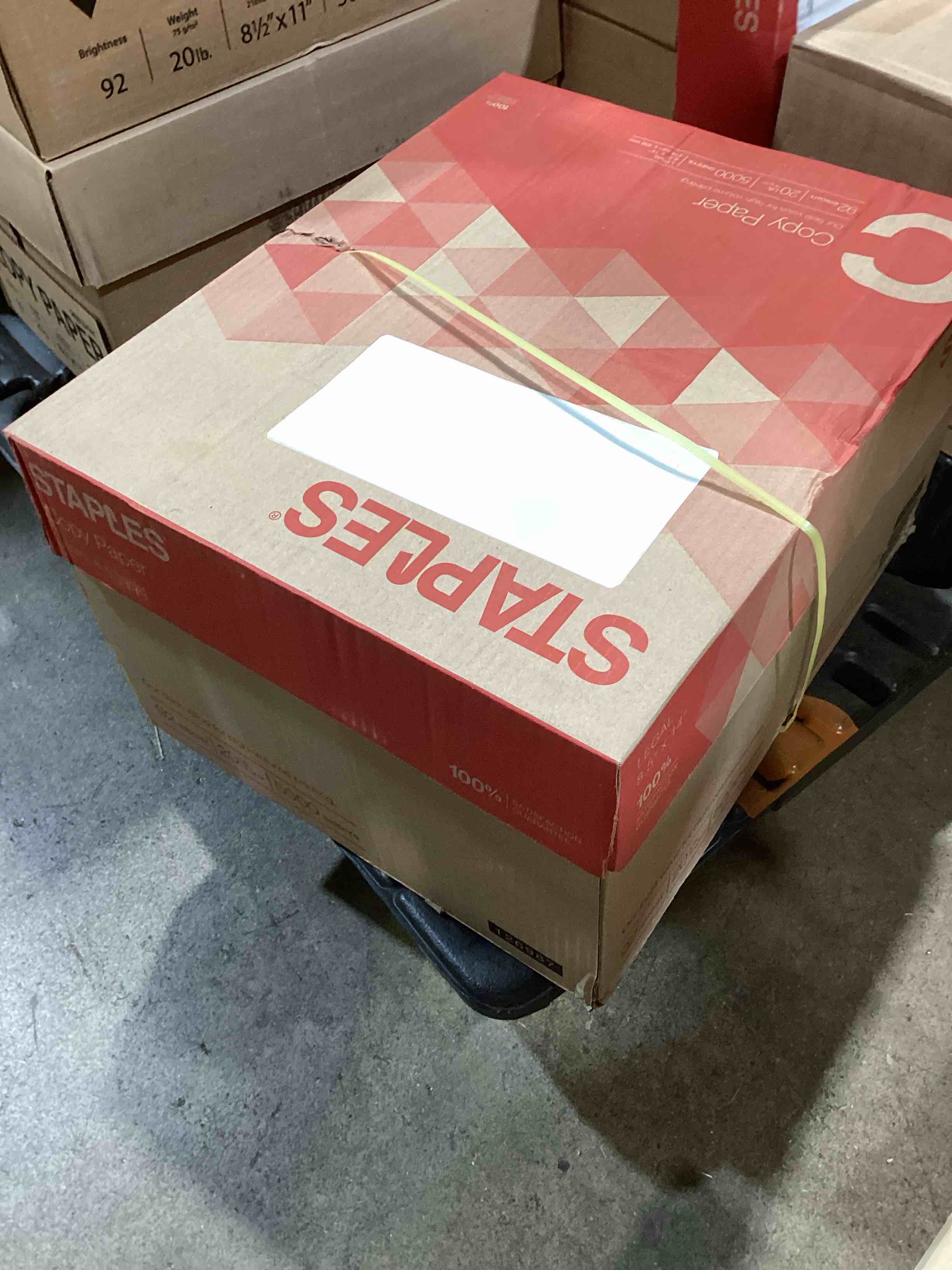 Condition photo showing New/Like New for staples 8.5 x 14 copy paper 20 lbs. 92 brightness 500/ream 10 reams/ct 221193