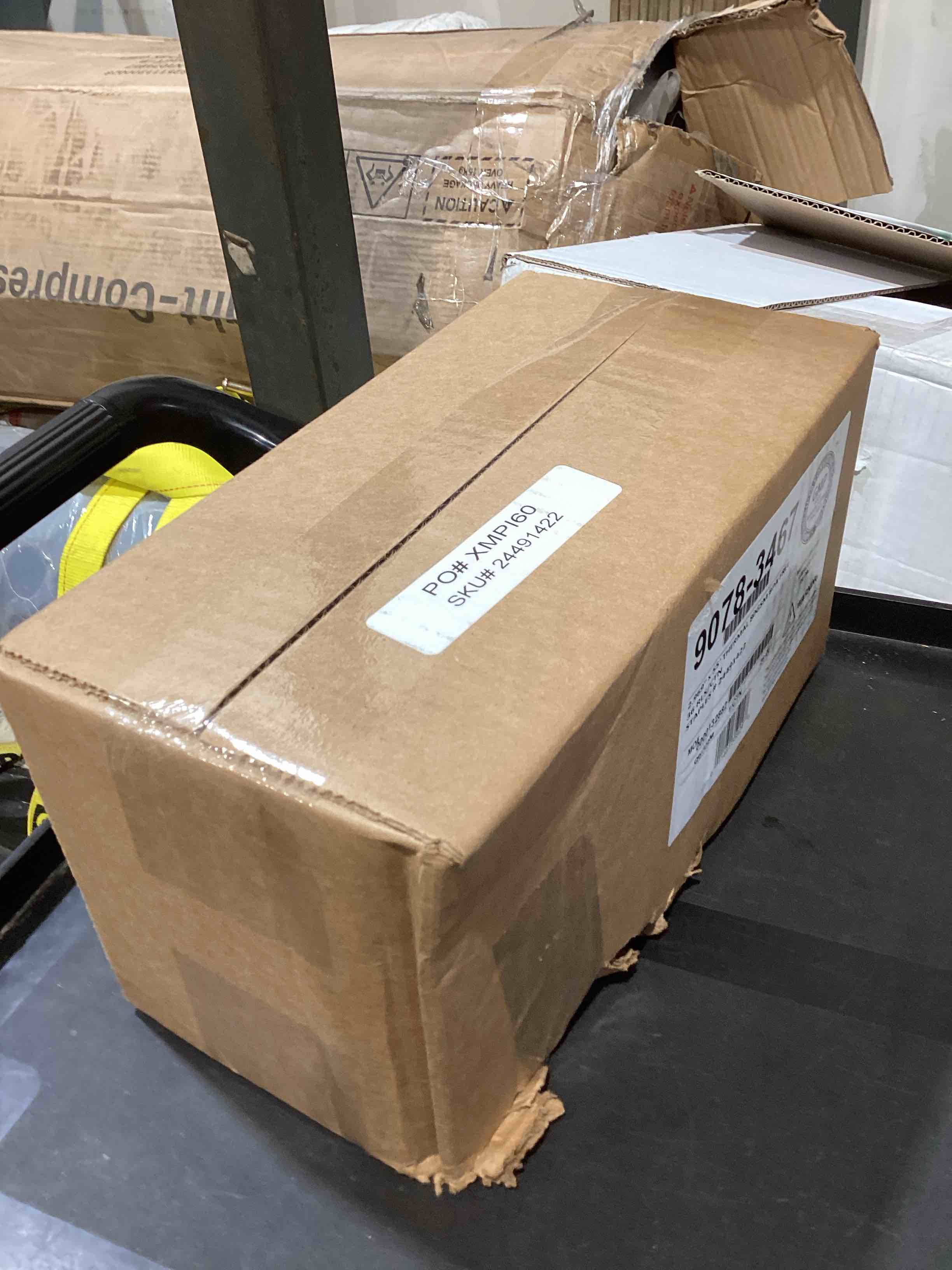 Condition photo showing Good Condition for thermal paper rolls (36 pack) - 3" x 55' - top-coated thermal receipt rolls - compatible with
