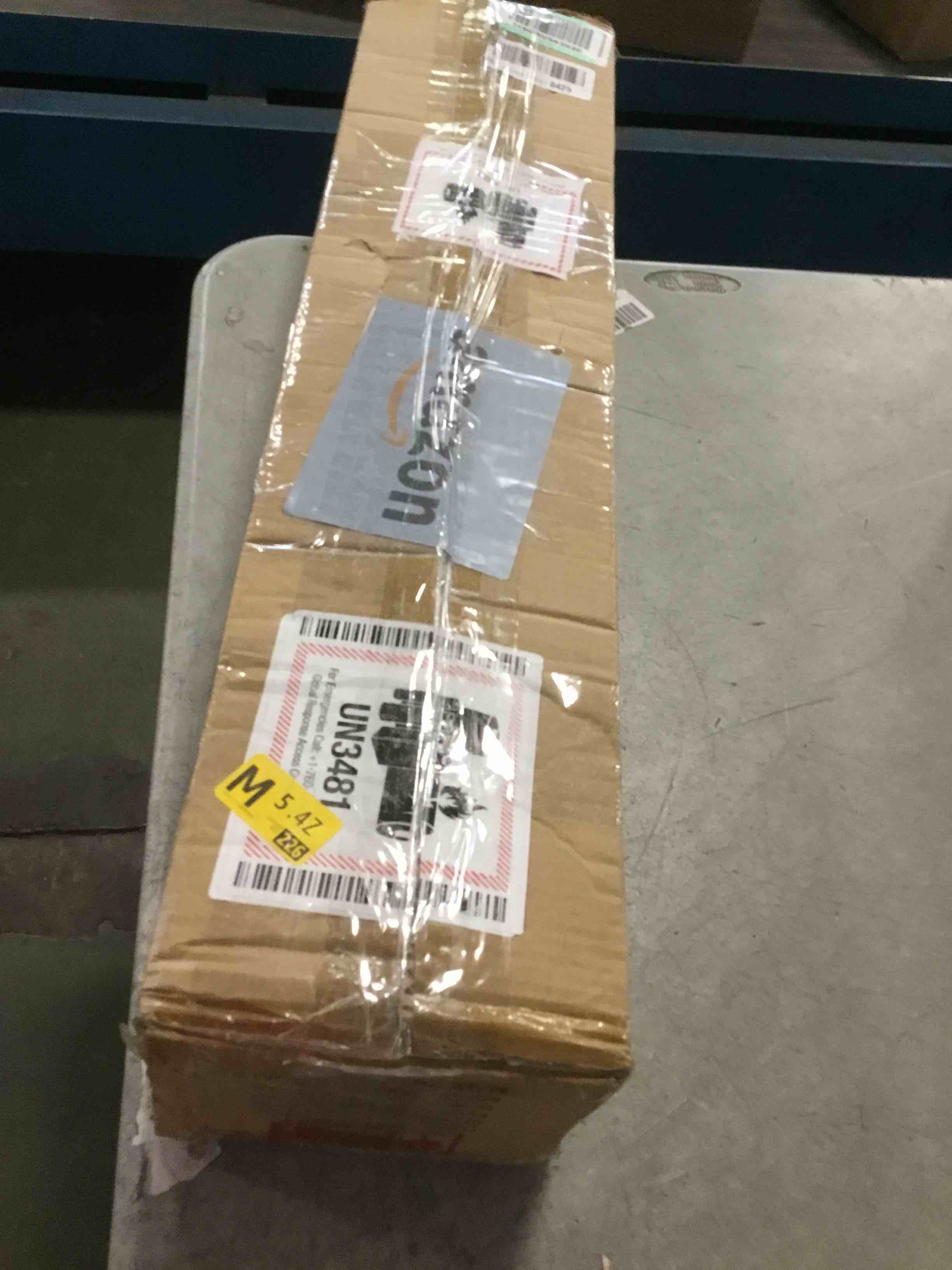 https://s3.amazonaws.com/lotting-images-prod/bidfta/PNK3568299_1749822286272.jpeg