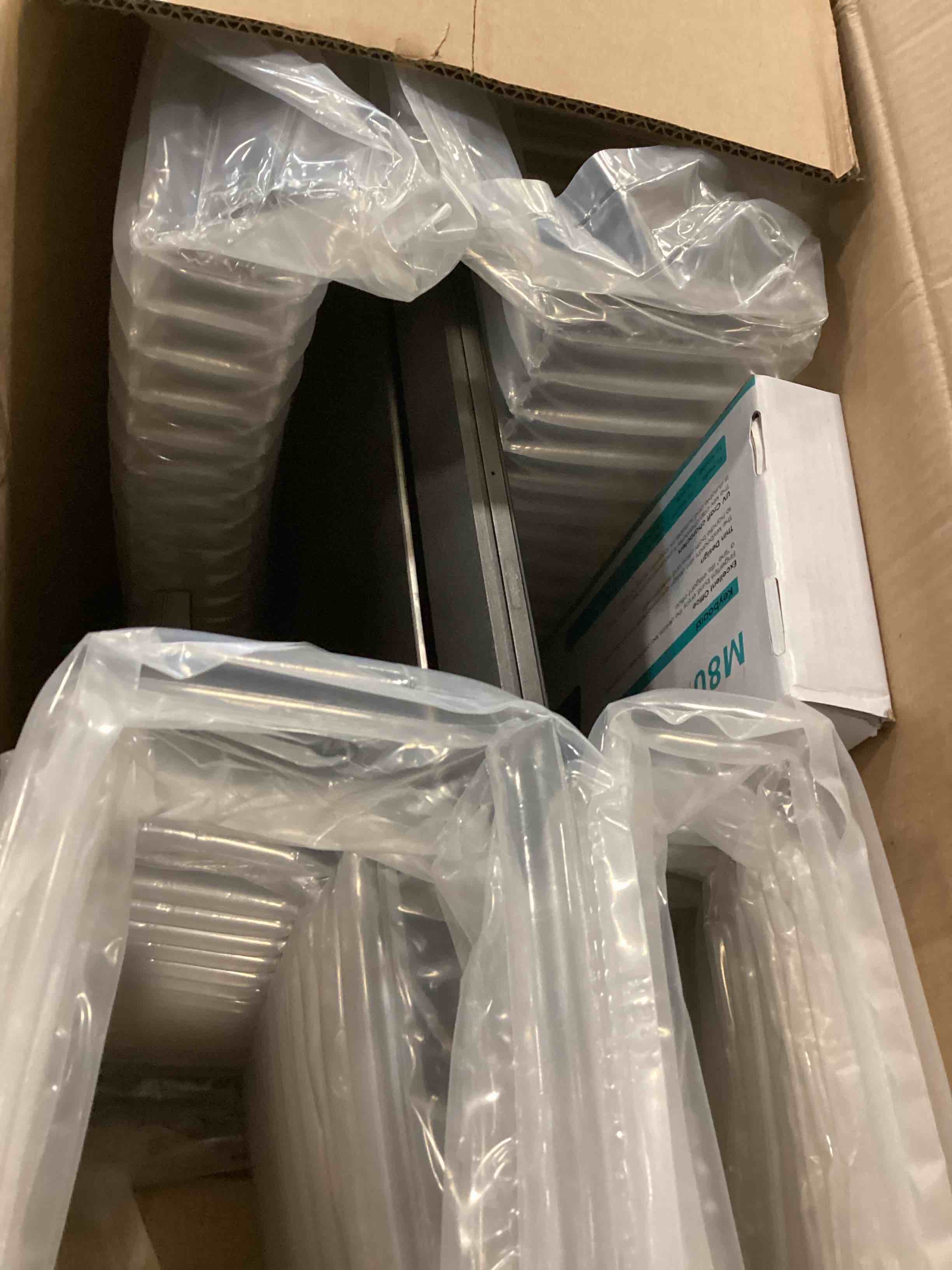 https://s3.amazonaws.com/lotting-images-prod/bidfta/PNK3568386_1749836714030.jpeg
