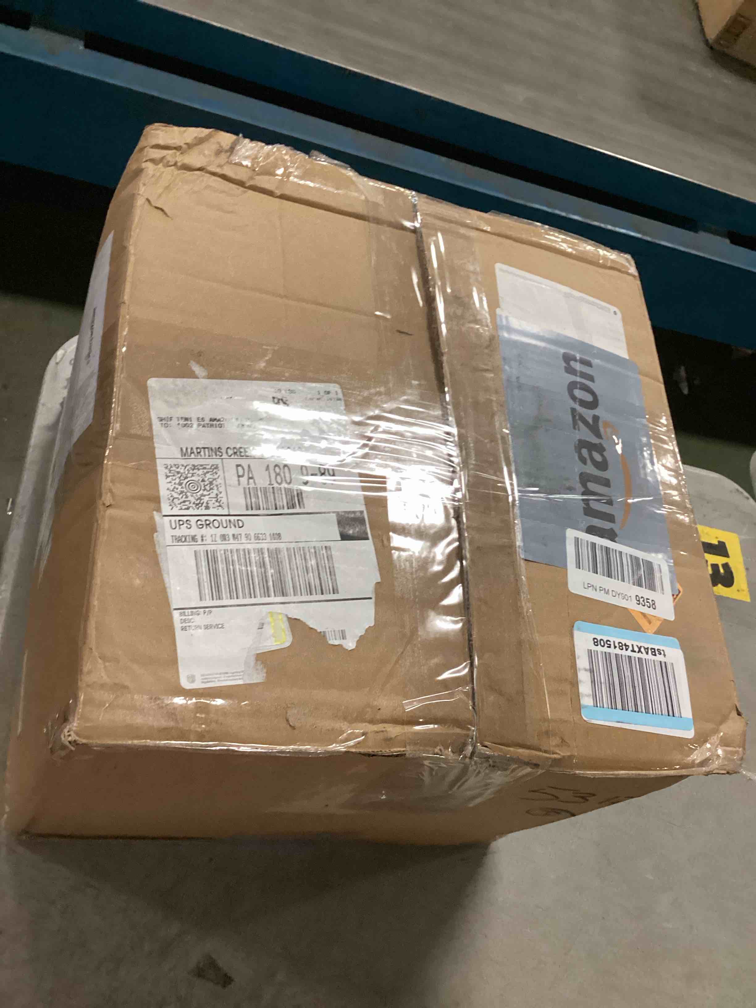 https://s3.amazonaws.com/lotting-images-prod/bidfta/PNK3568423_1749843521230.jpeg