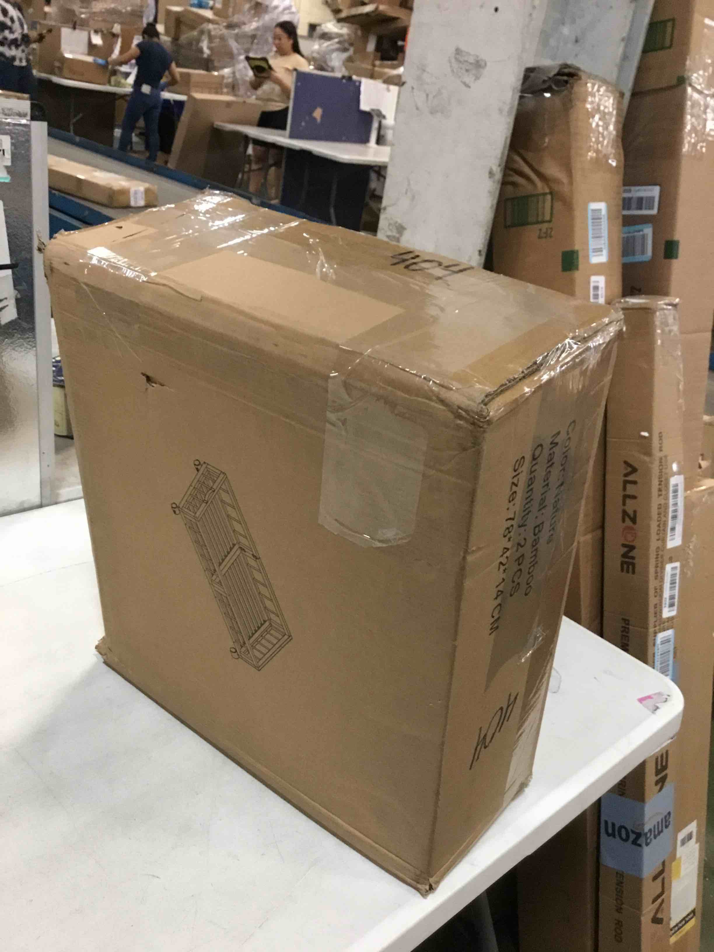 https://s3.amazonaws.com/lotting-images-prod/bidfta/PNK3568532_1749911309286.jpeg