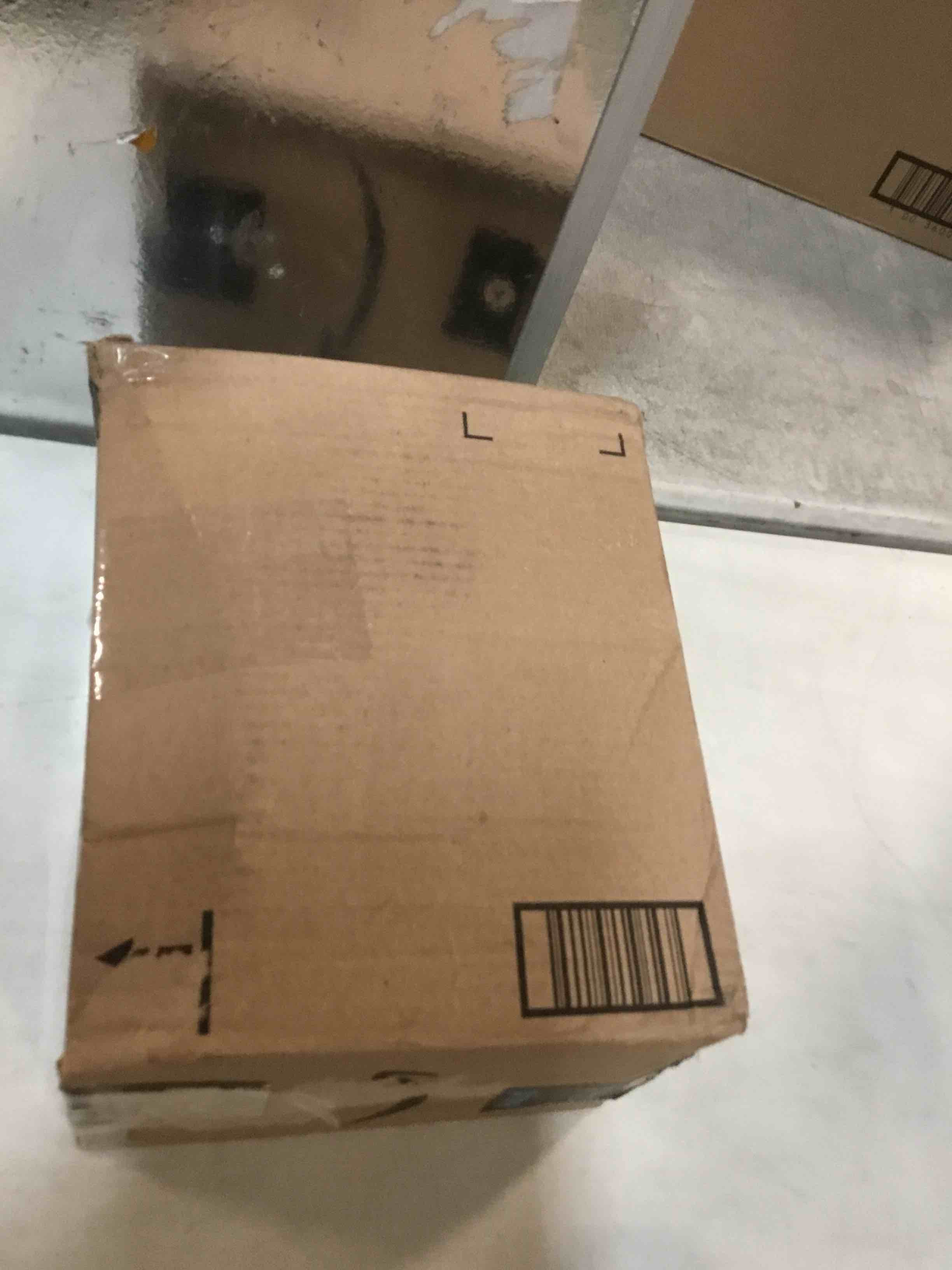 https://s3.amazonaws.com/lotting-images-prod/bidfta/PNK3568541_1749912452988.jpeg
