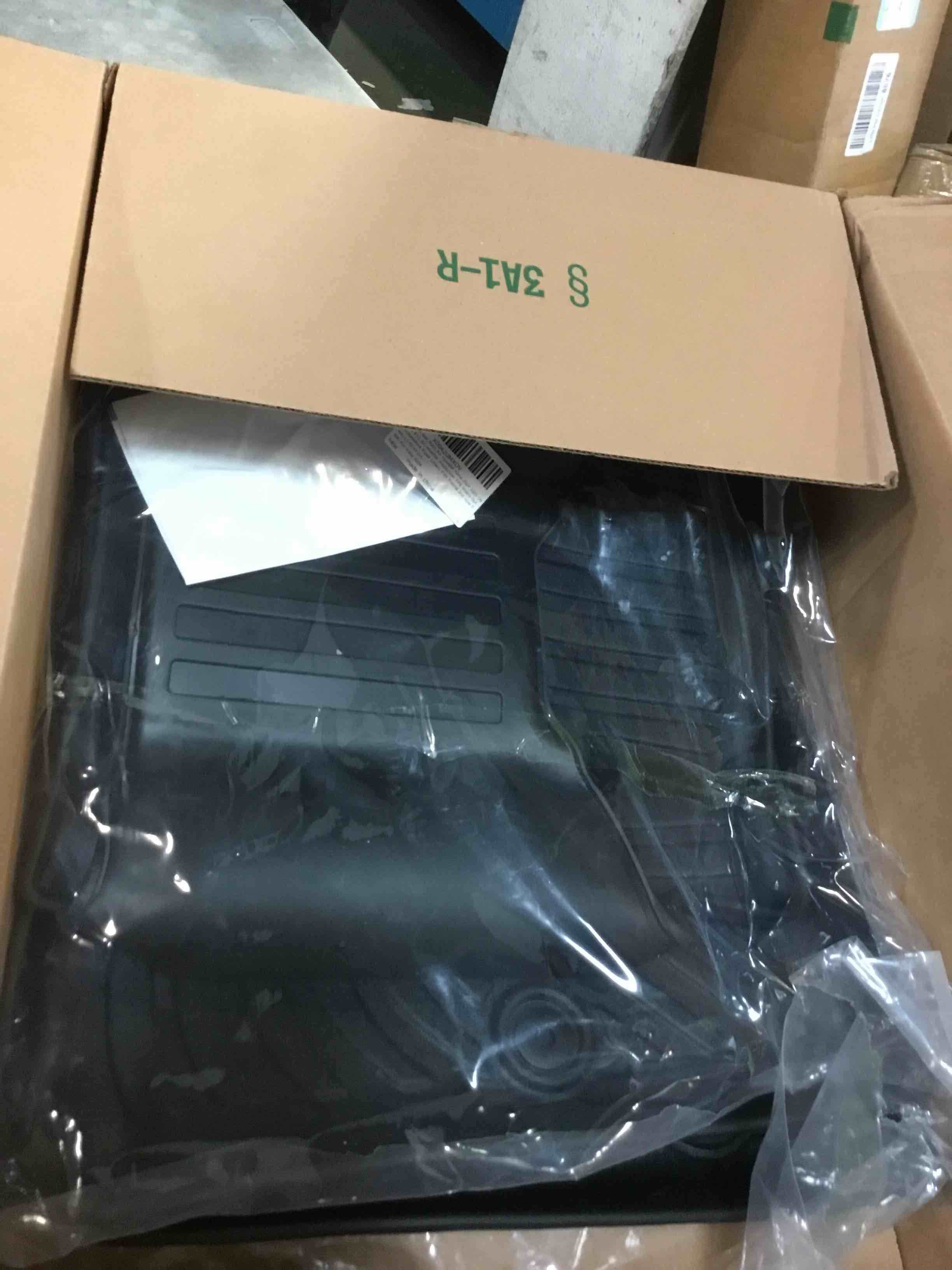 https://s3.amazonaws.com/lotting-images-prod/bidfta/PNK3568603_1749926520461.jpeg
