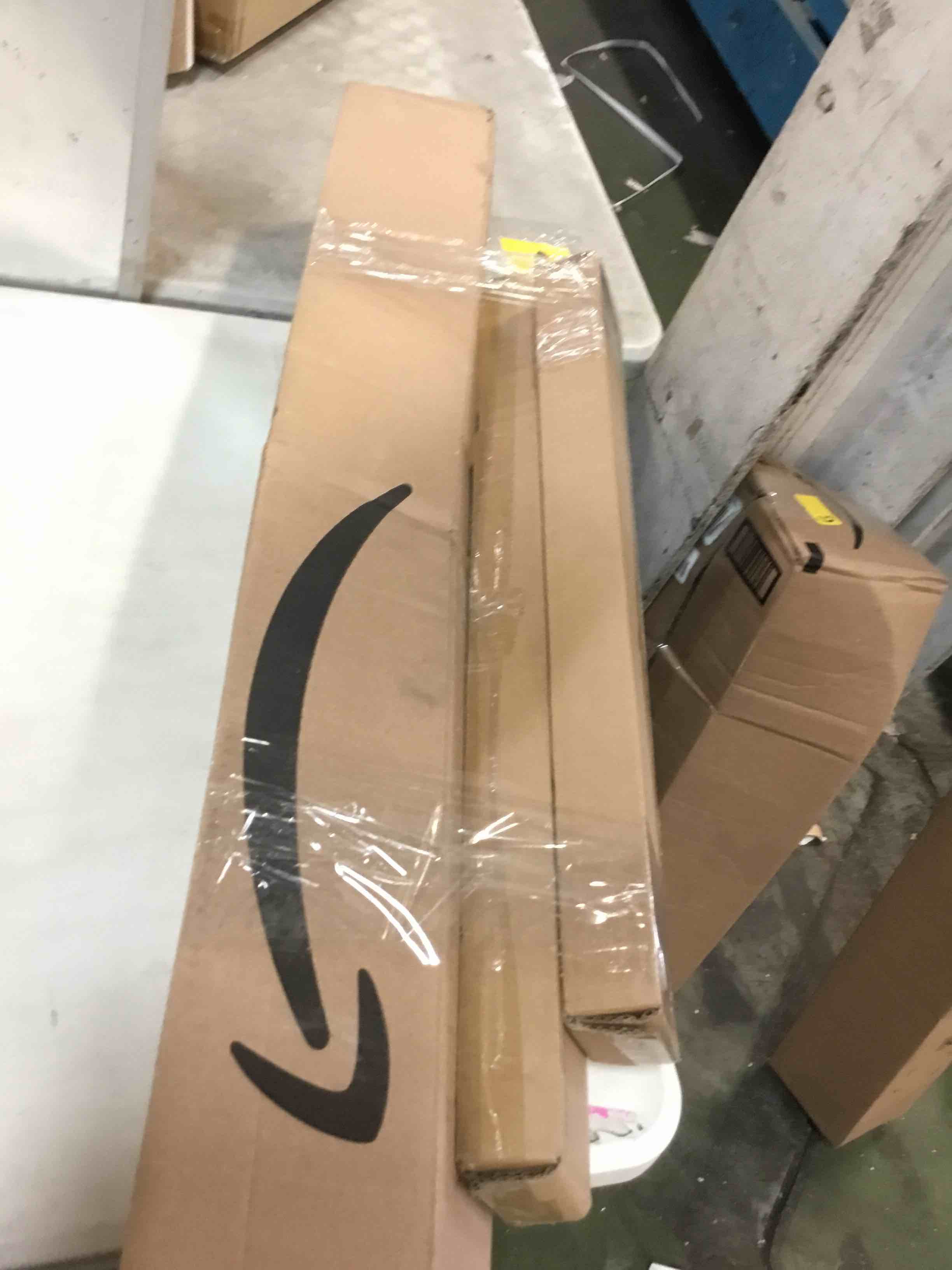https://s3.amazonaws.com/lotting-images-prod/bidfta/PNK3568607_1749927293163.jpeg