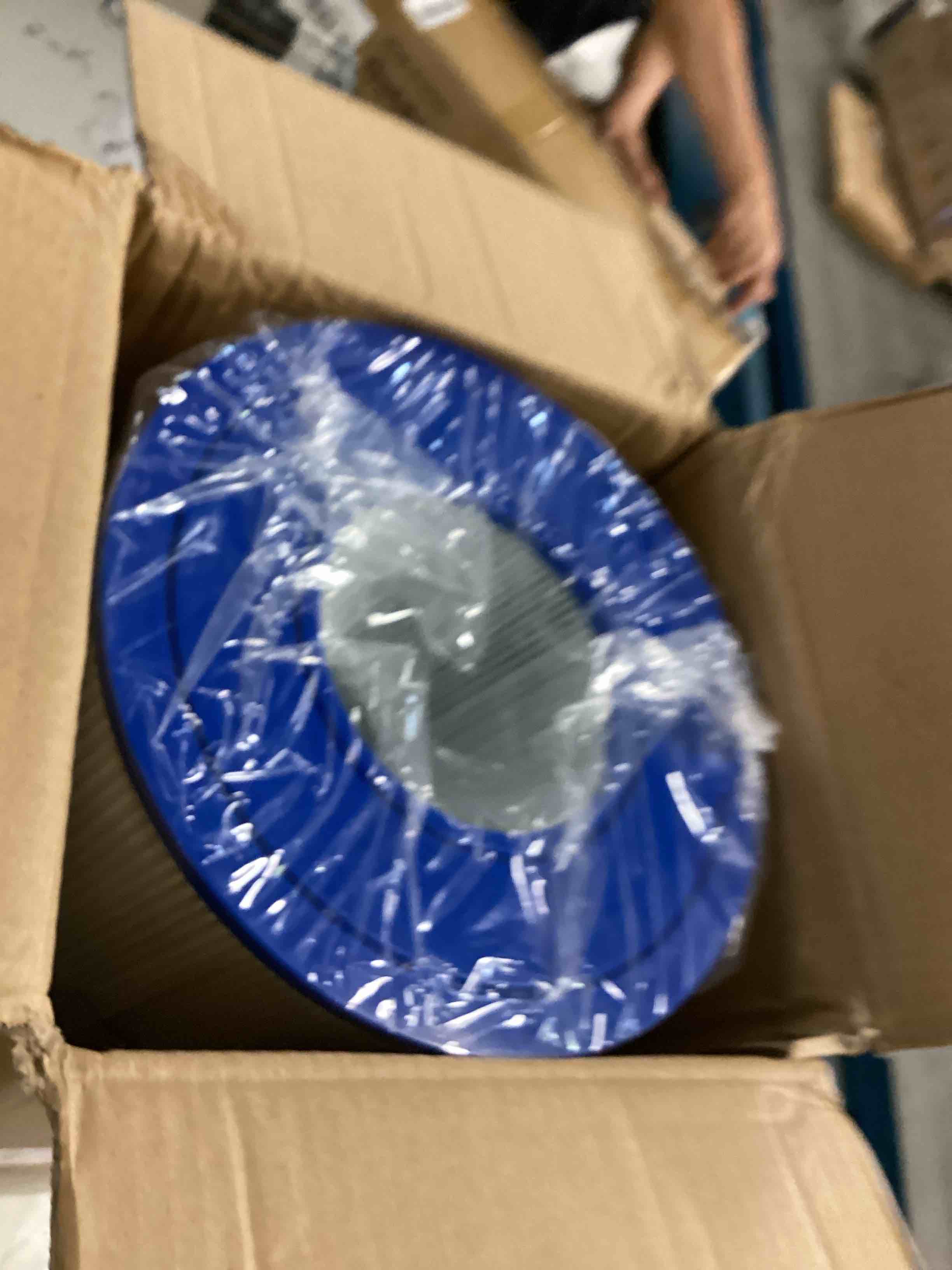 https://s3.amazonaws.com/lotting-images-prod/bidfta/PNK3568666_1750084299700.jpeg