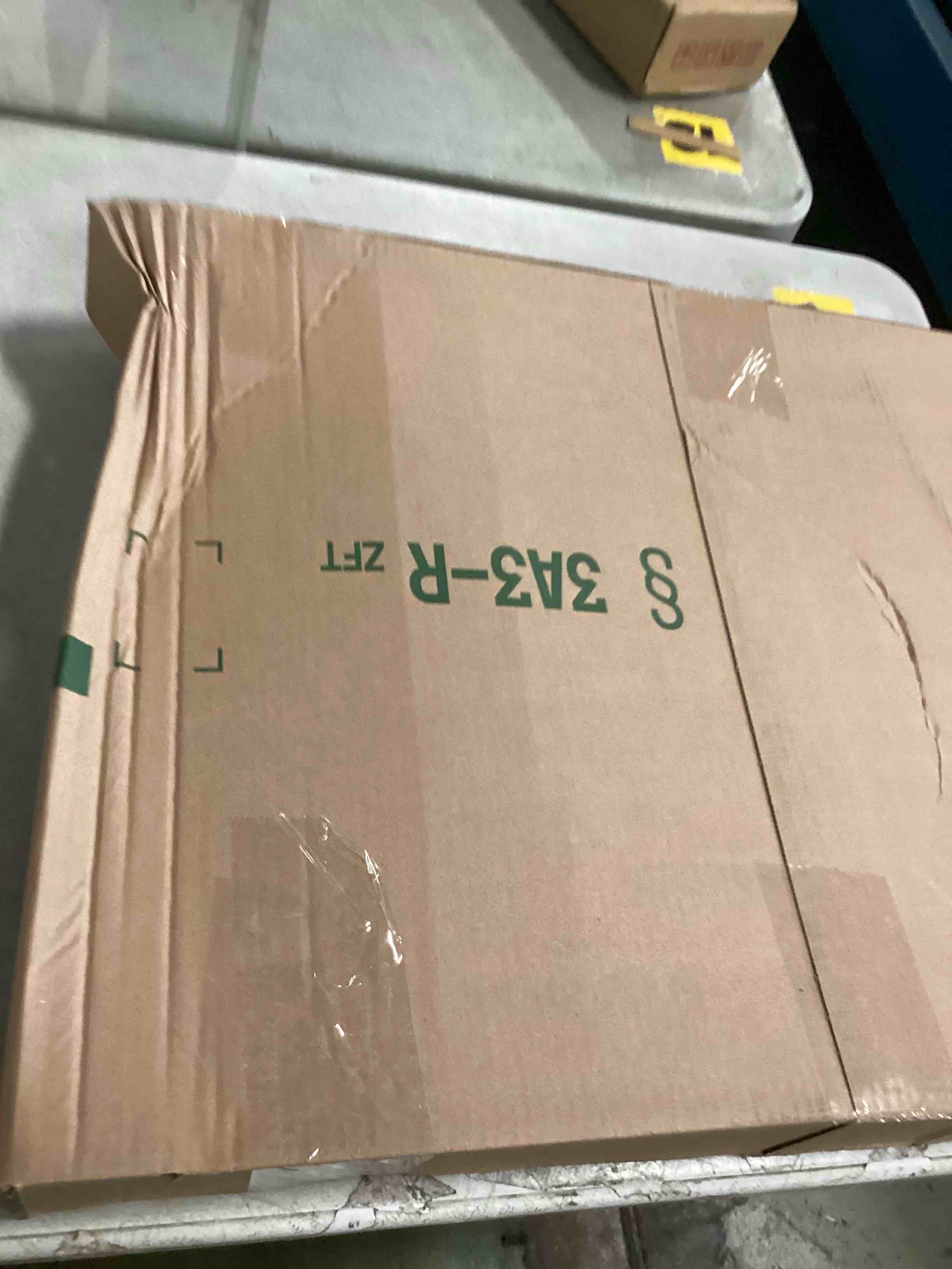 https://s3.amazonaws.com/lotting-images-prod/bidfta/PNK3568710_1750088472541.jpeg