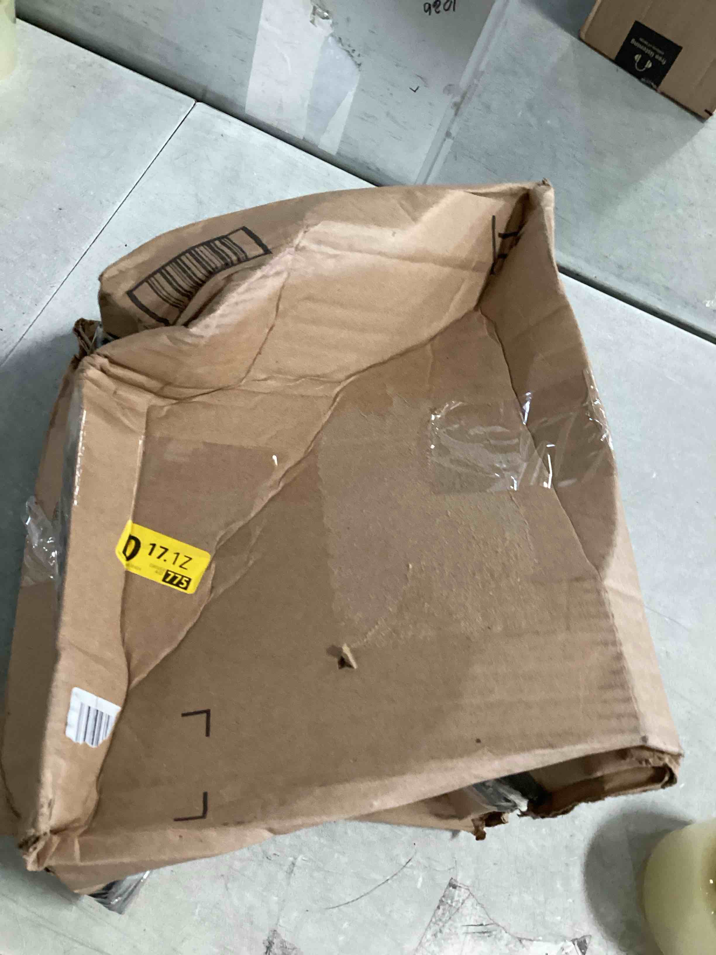 https://s3.amazonaws.com/lotting-images-prod/bidfta/PNK3568948_1750165939716.jpeg