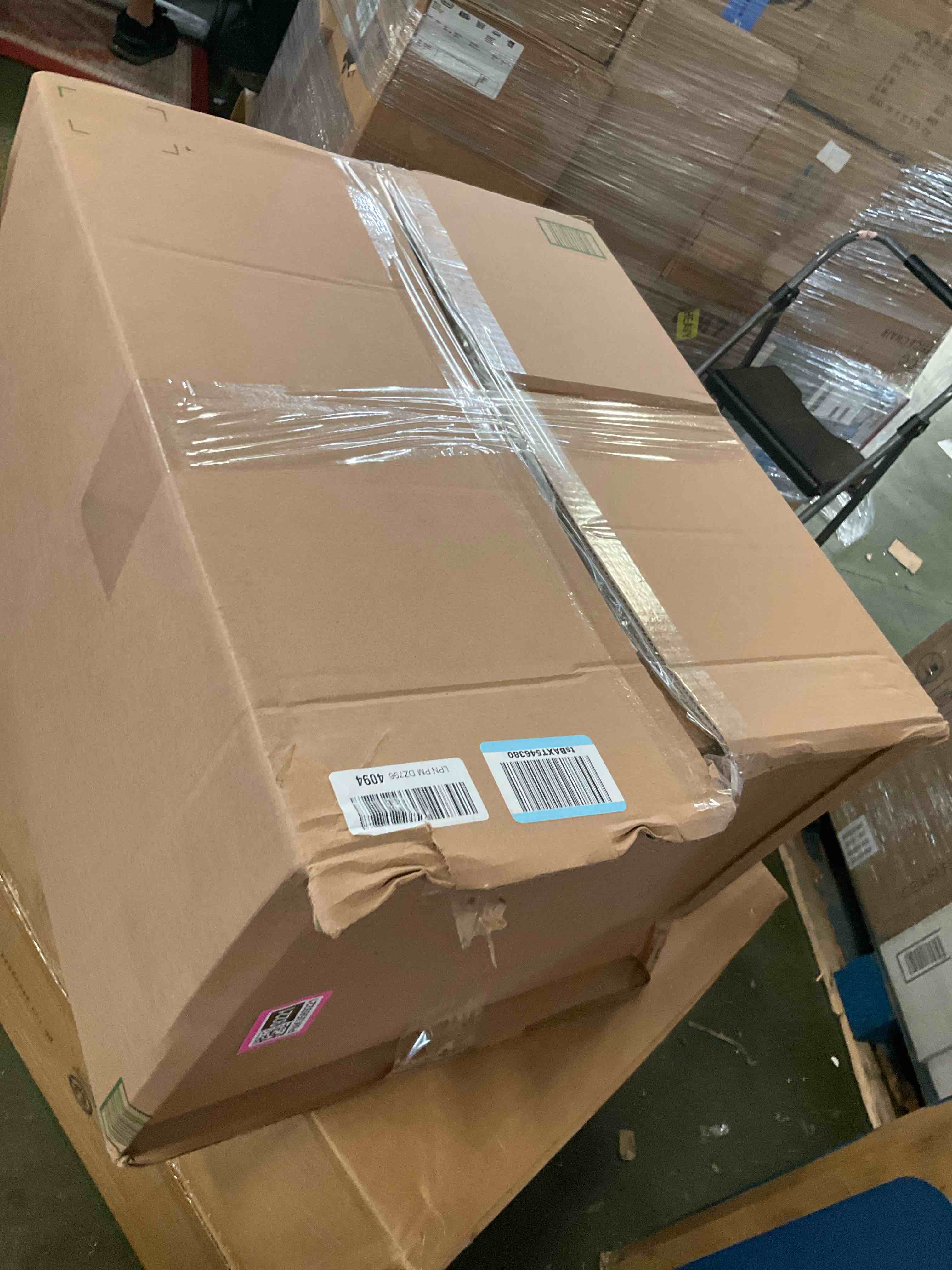 https://s3.amazonaws.com/lotting-images-prod/bidfta/PNK3569221_1750262036682.jpeg