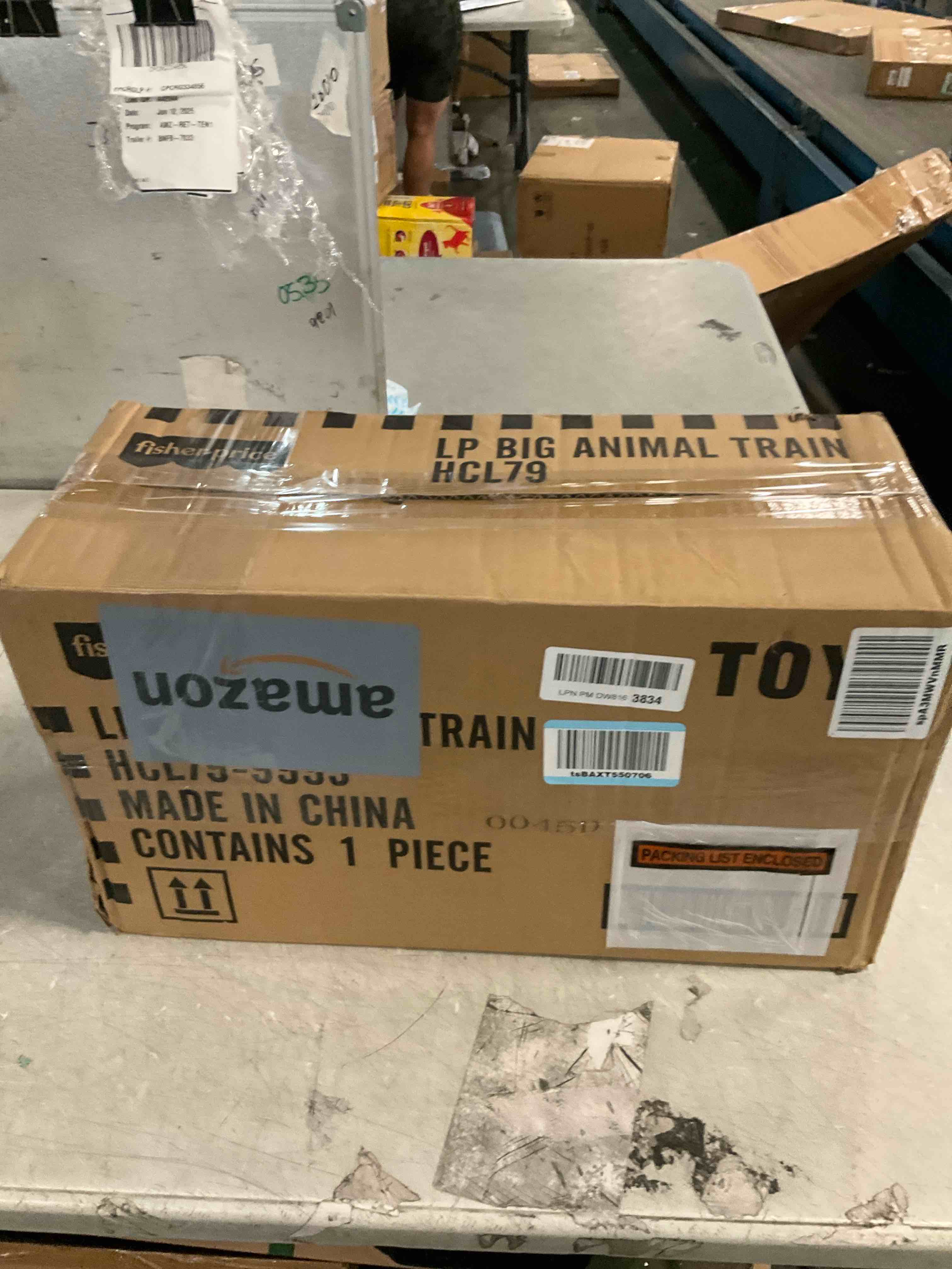 https://s3.amazonaws.com/lotting-images-prod/bidfta/PNK3569241_1750263922023.jpeg