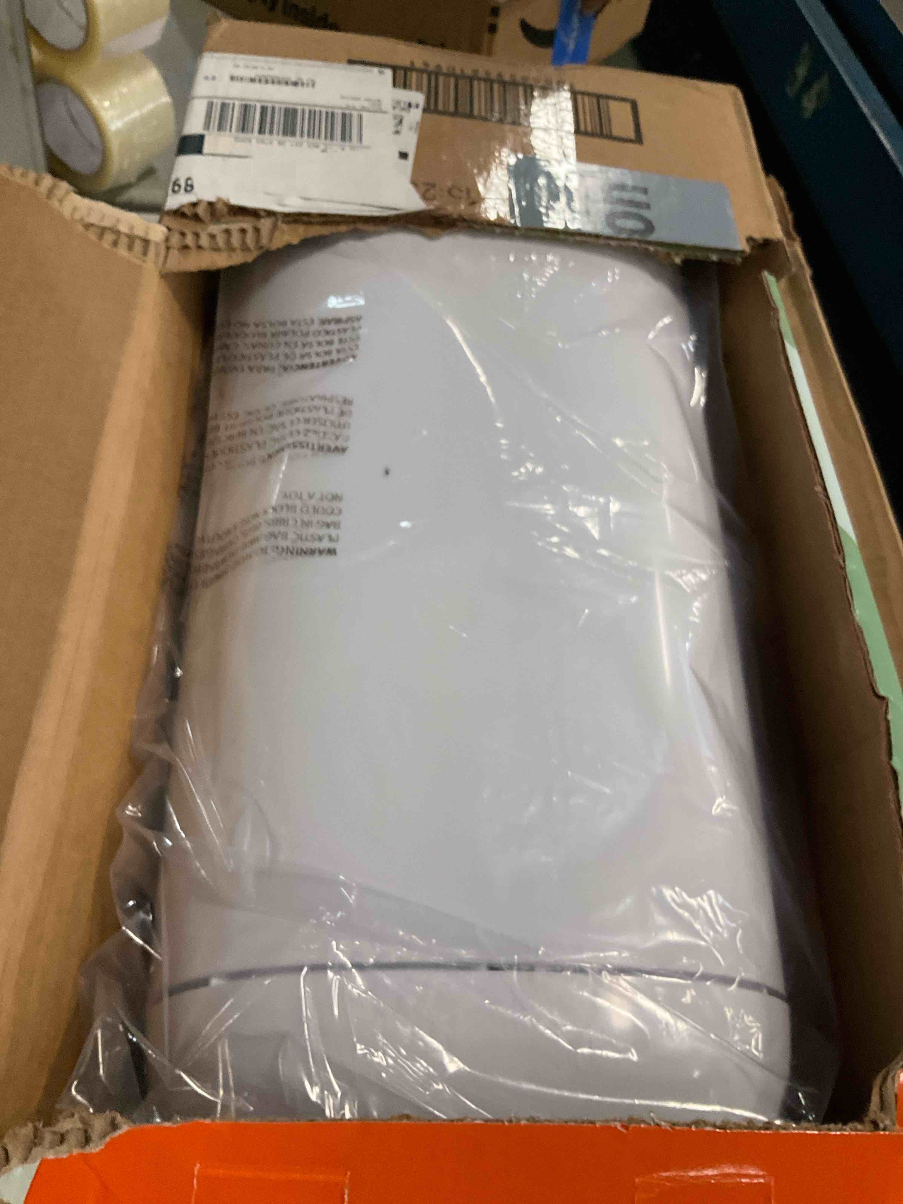 https://s3.amazonaws.com/lotting-images-prod/bidfta/PNK3569326_1750337755906.jpeg