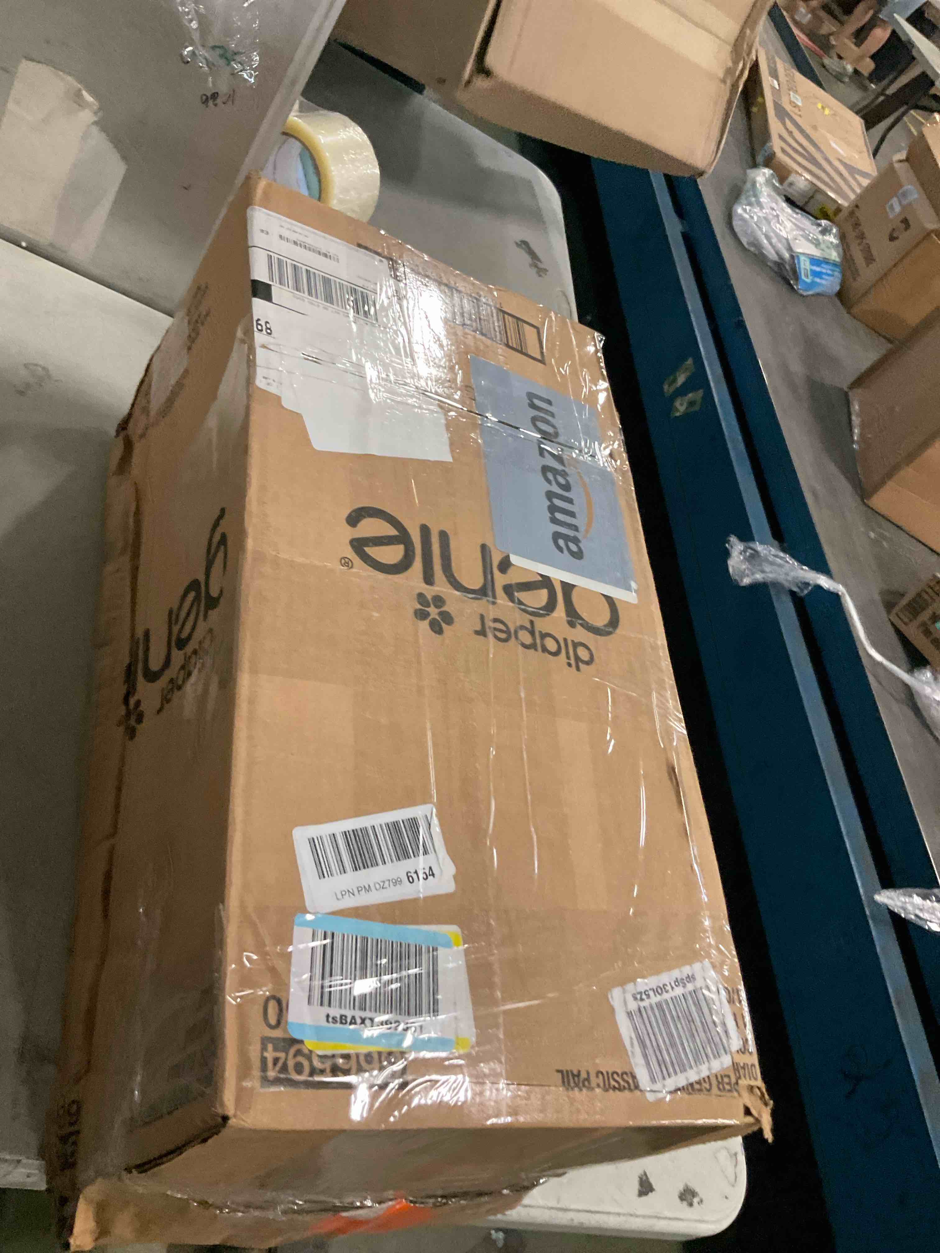 https://s3.amazonaws.com/lotting-images-prod/bidfta/PNK3569326_1750337782361.jpeg