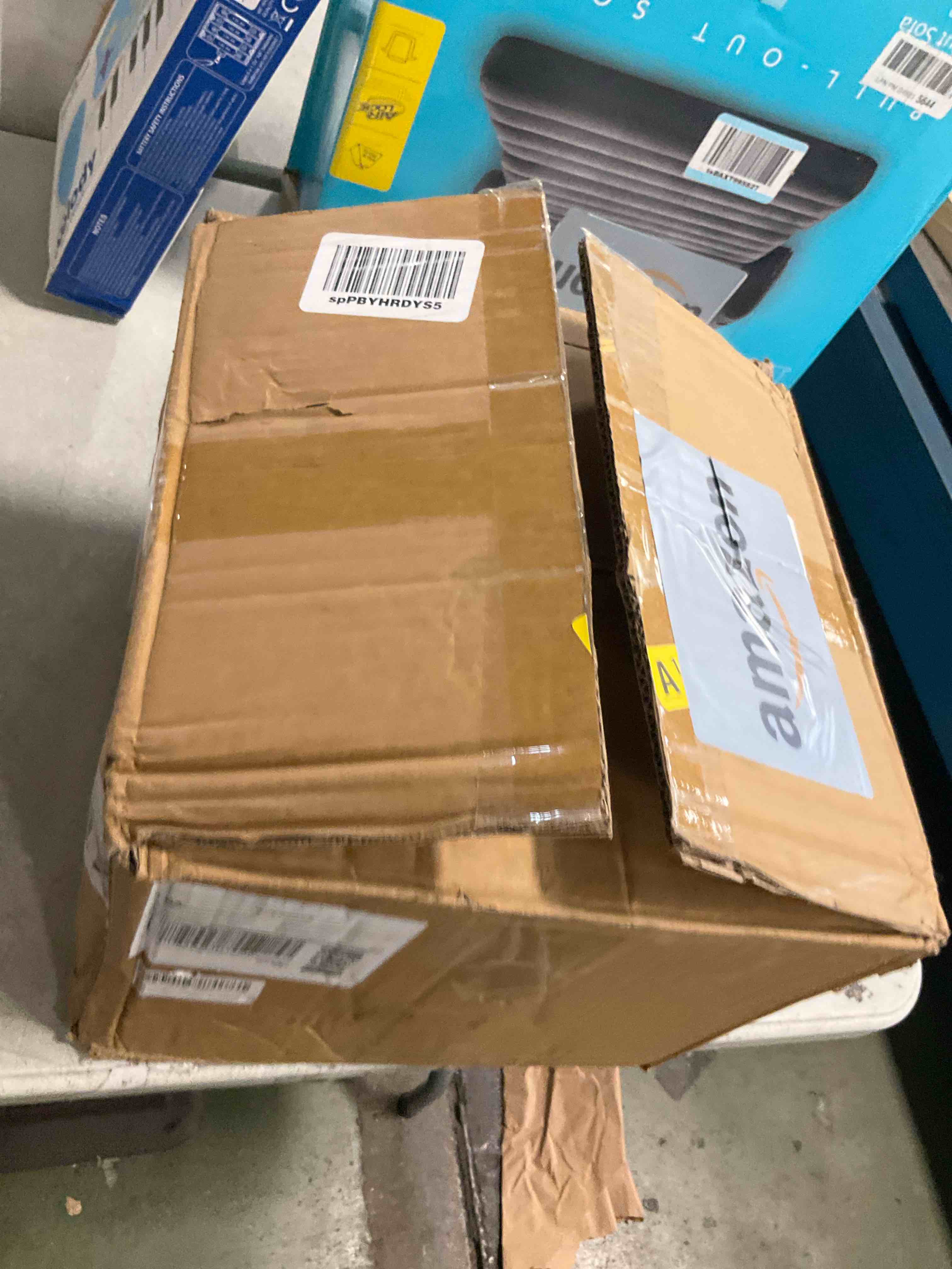 https://s3.amazonaws.com/lotting-images-prod/bidfta/PNK3569335_1750338436235.jpeg