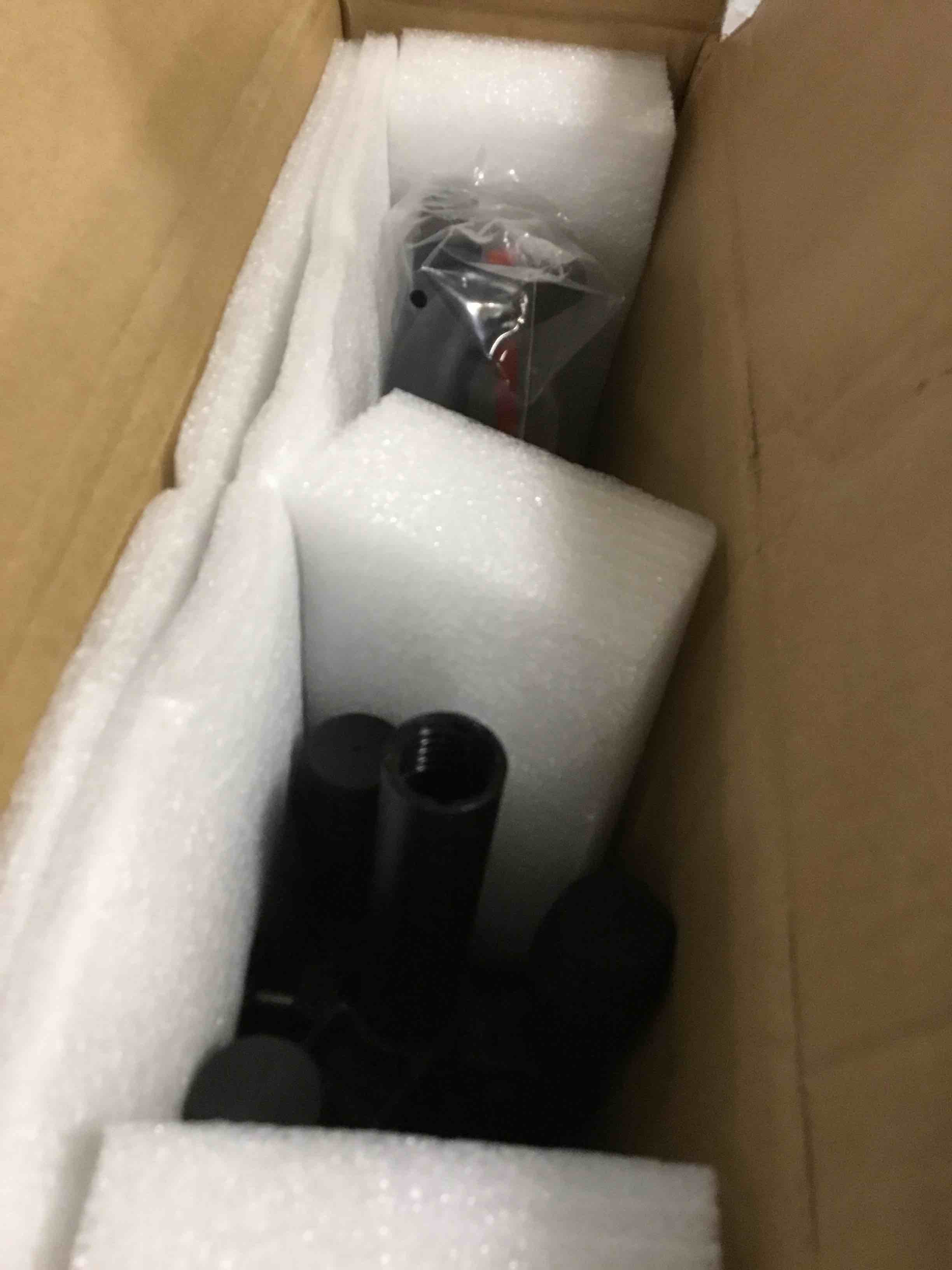 https://s3.amazonaws.com/lotting-images-prod/bidfta/PNK3569720_1750506415188.jpeg