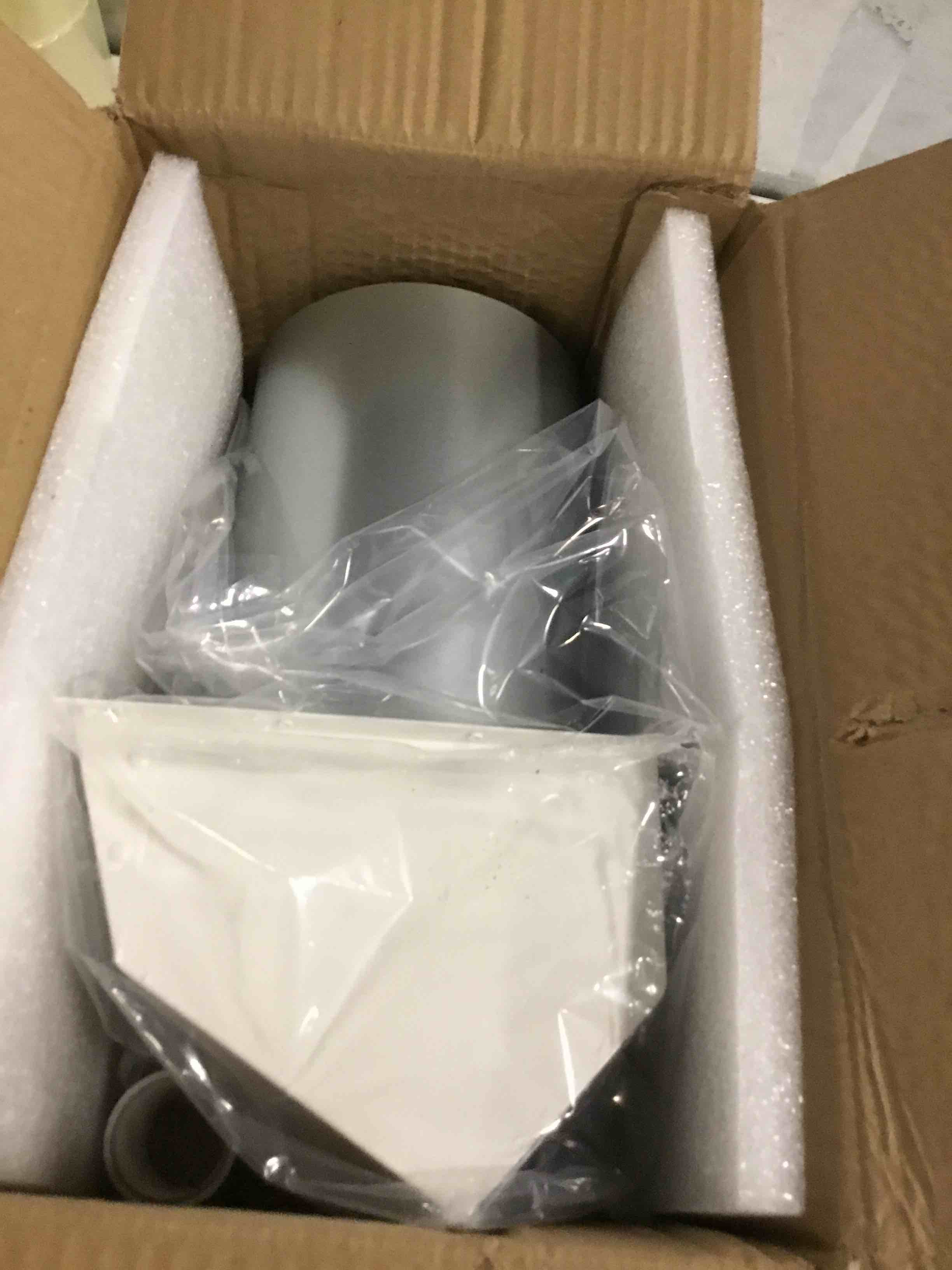 https://s3.amazonaws.com/lotting-images-prod/bidfta/PNK3569743_1750509301422.jpeg