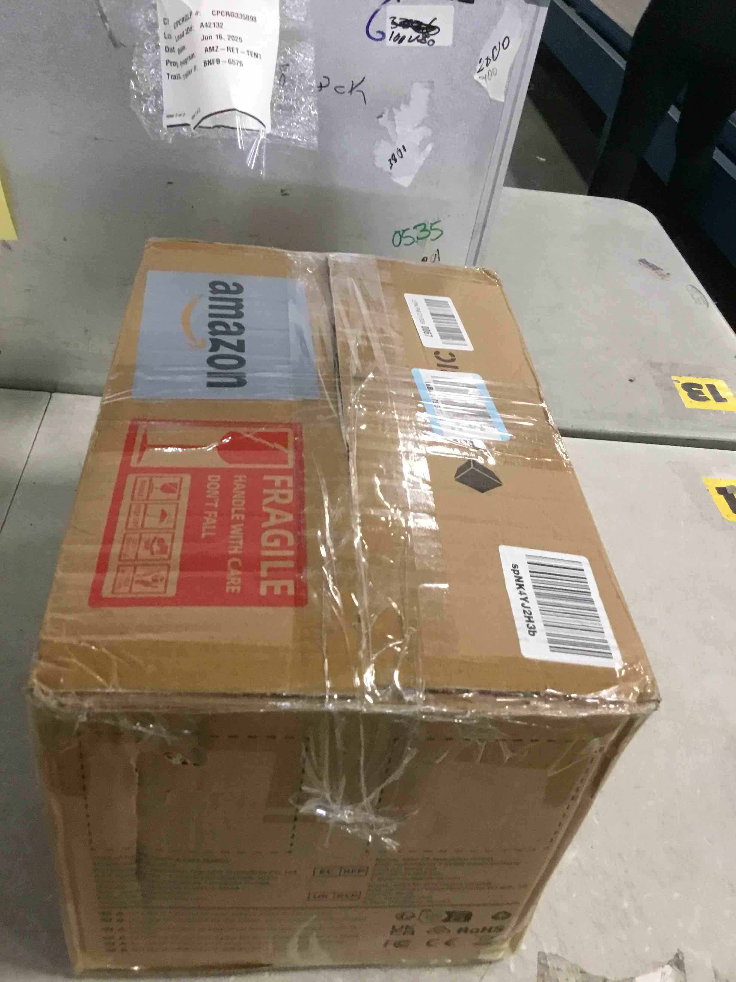 https://s3.amazonaws.com/lotting-images-prod/bidfta/PNK3569749_1750510174358.jpeg