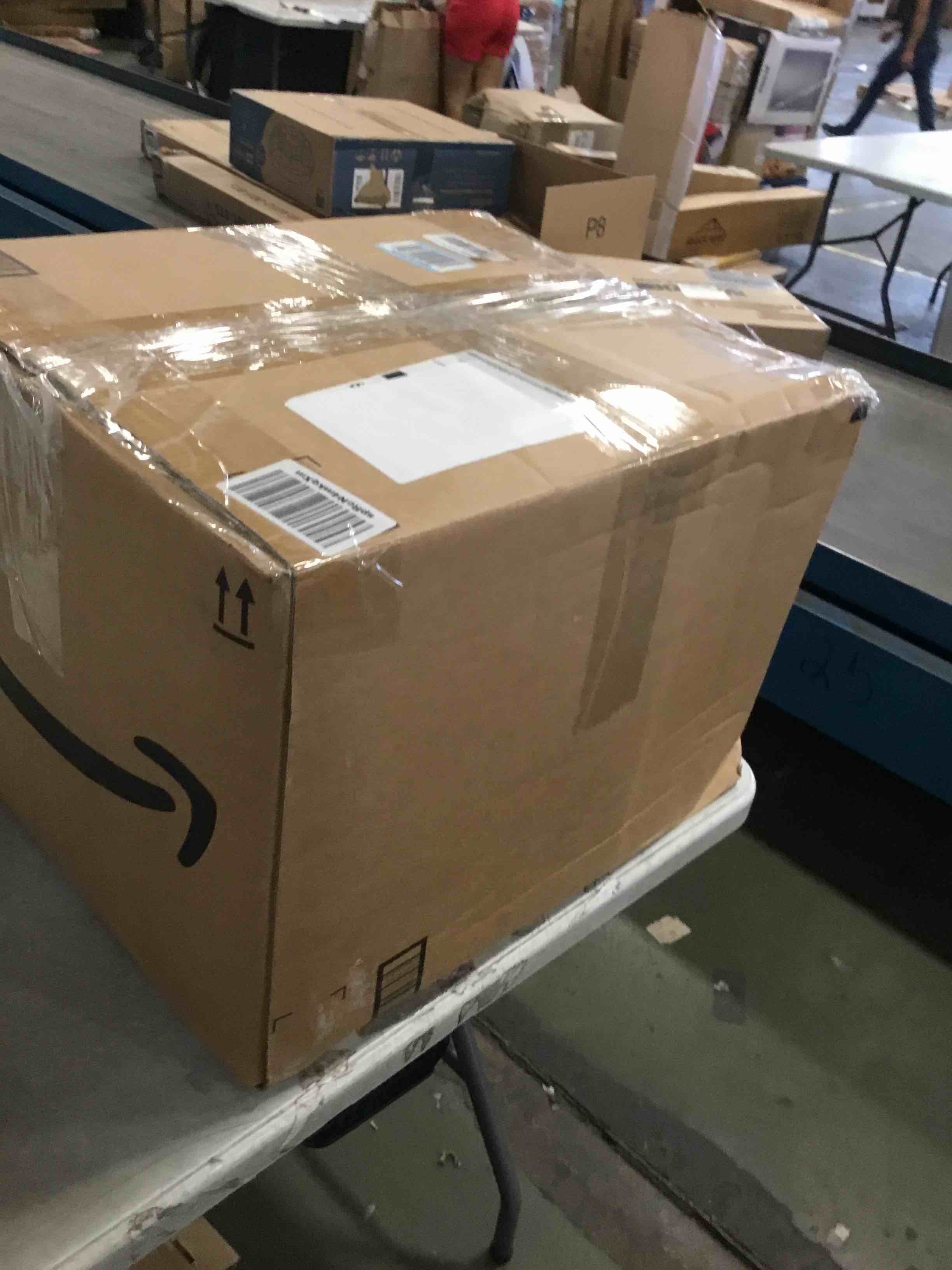 https://s3.amazonaws.com/lotting-images-prod/bidfta/PNK3569776_1750515659106.jpeg