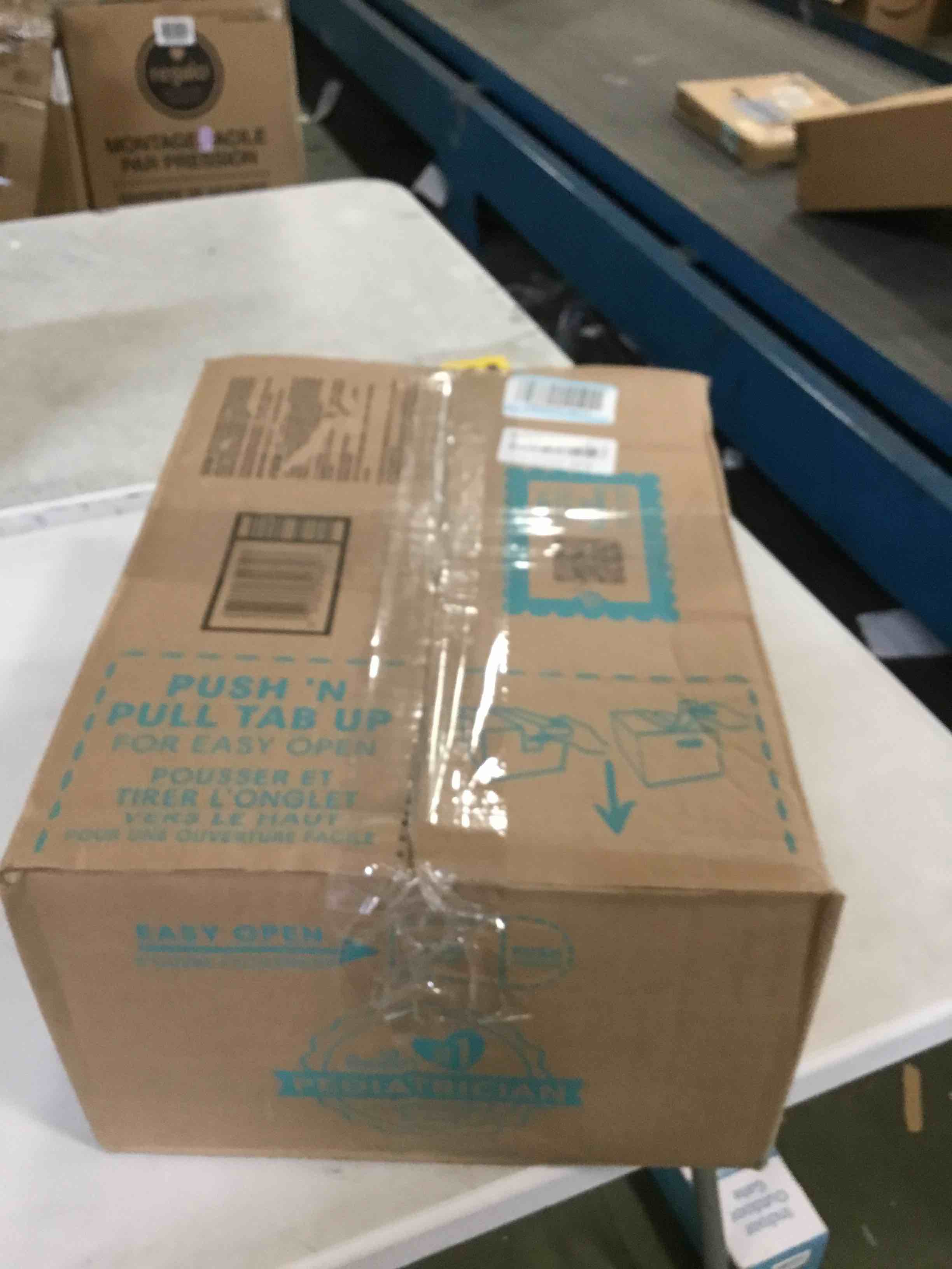 https://s3.amazonaws.com/lotting-images-prod/bidfta/PNK3569837_1750523964998.jpeg